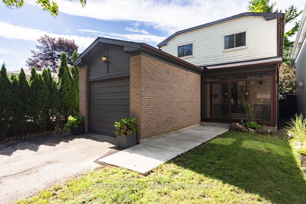 6 Snowshoe Crescent, Markham, ON L3T 4M6 photo 2