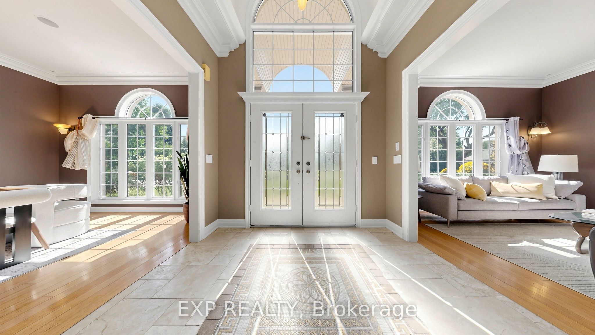 36 Maplehyrn Avenue, East Gwillimbury, ON L0G 1V0 photo 5