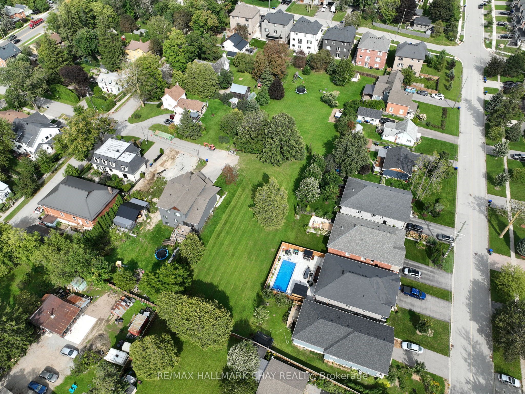 12 Victoria Street, Innisfil, ON L0L 1L0 photo 4