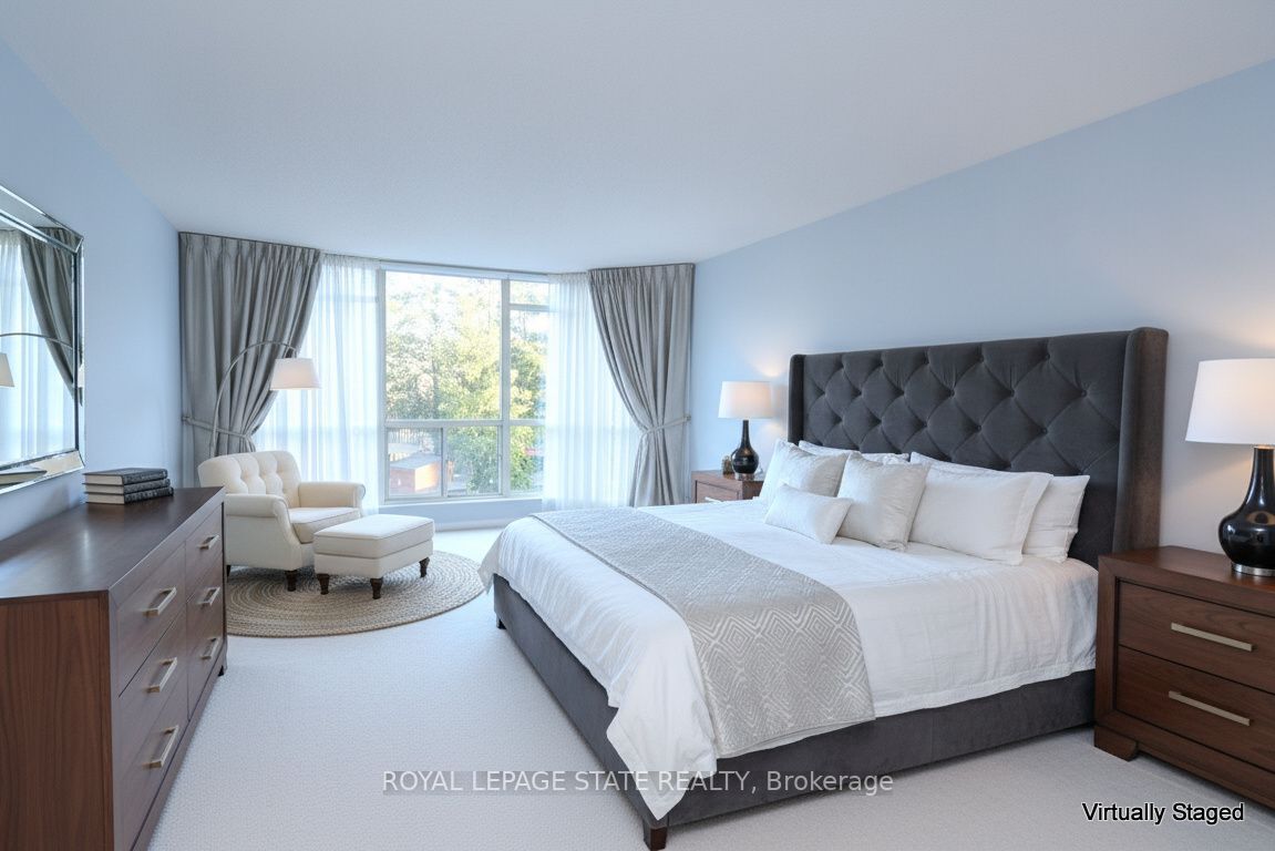 175 Cedar Avenue 215, Richmond Hill, ON L4C 9V3 photo 4