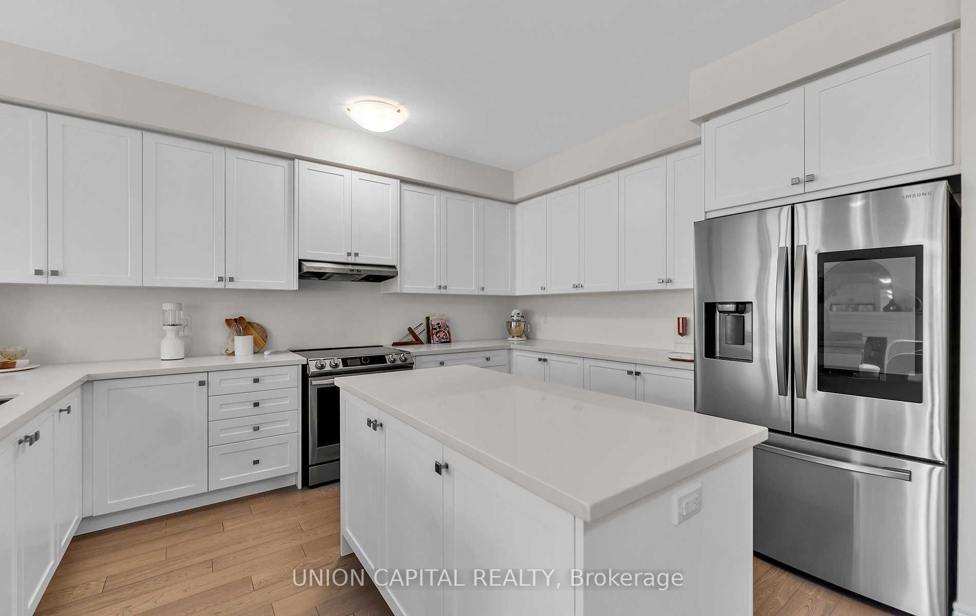 44 Boiton Street, Richmond Hill, ON L4S 0M1 photo 4
