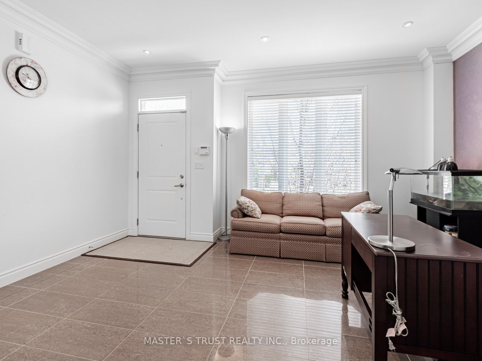 271 South Park Road TH27, Markham, ON L3T 0B6 photo 2