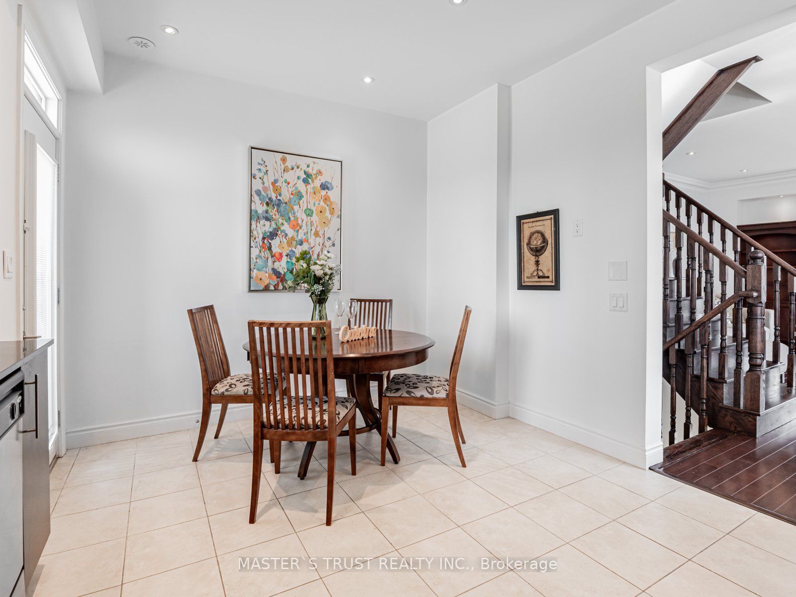 271 South Park Road TH27, Markham, ON L3T 0B6 photo 5