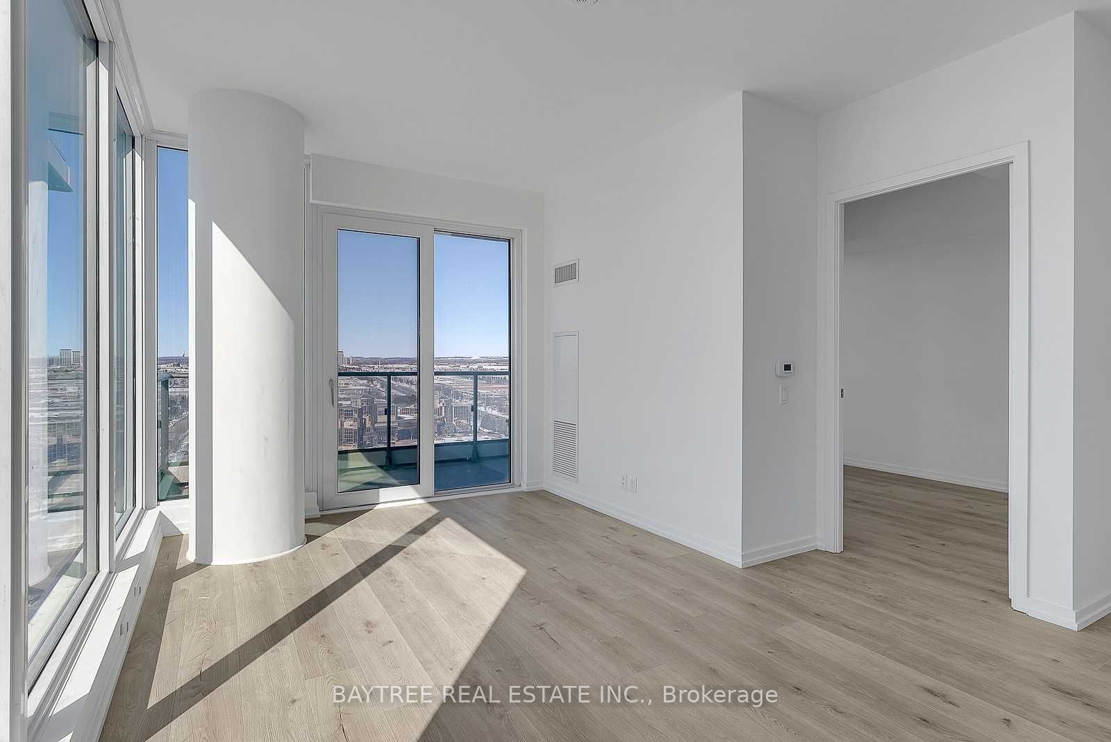 1000 Portage Parkway 2111, Vaughan, ON L4K 0L1 photo 4