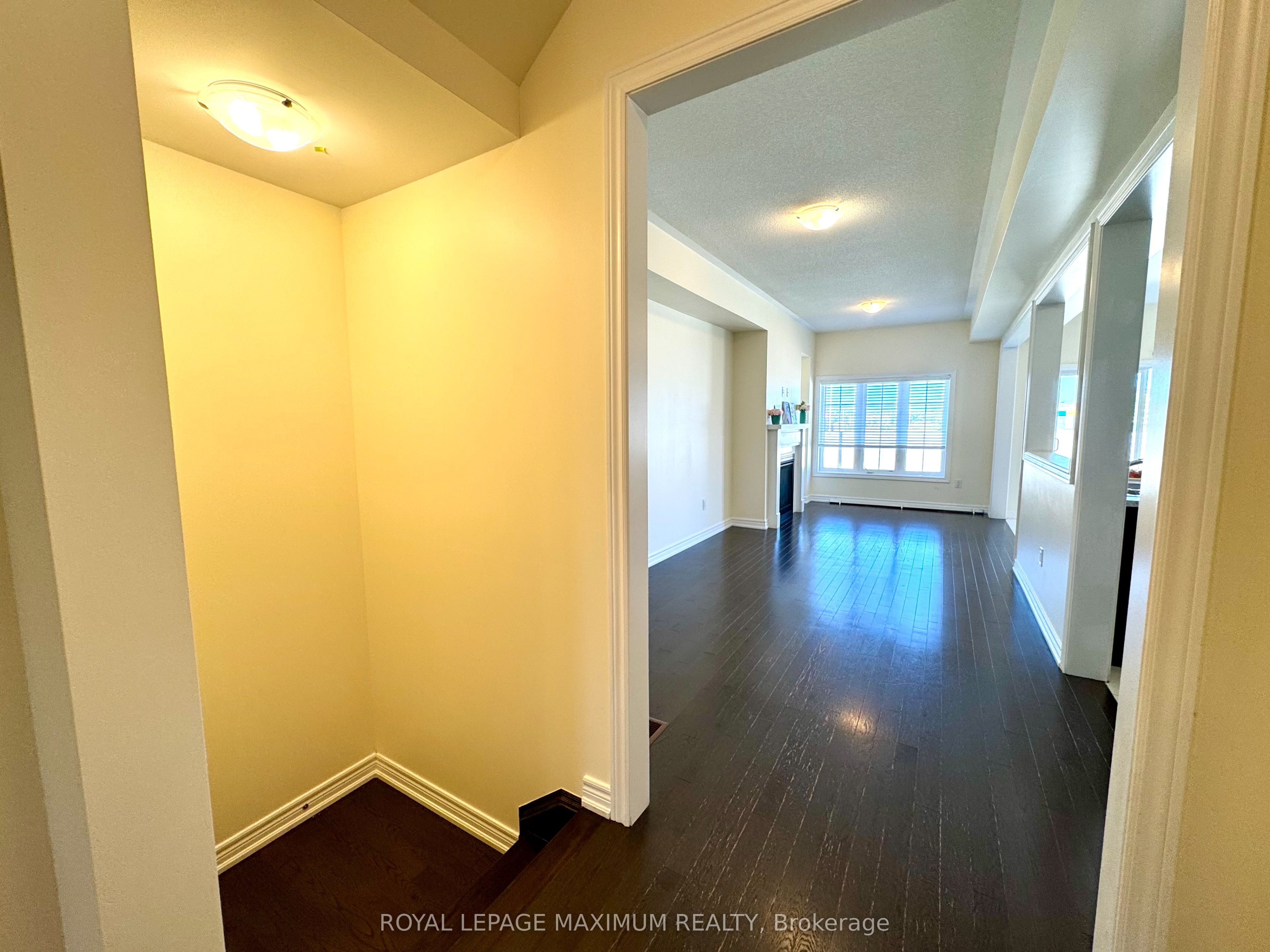 76 Blackwell Crescent, Bradford West Gwillimbury, ON L3Z 4L4 photo 3