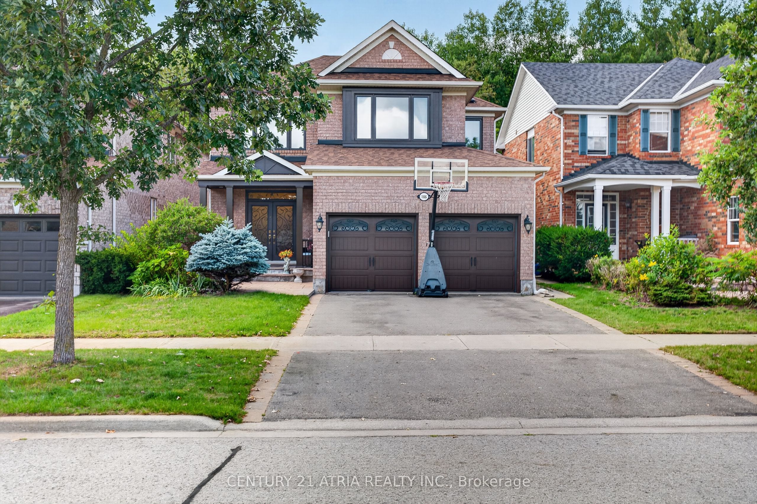 106 Wood Rim Drive, Richmond Hill, ON L4E 4M9 photo 3