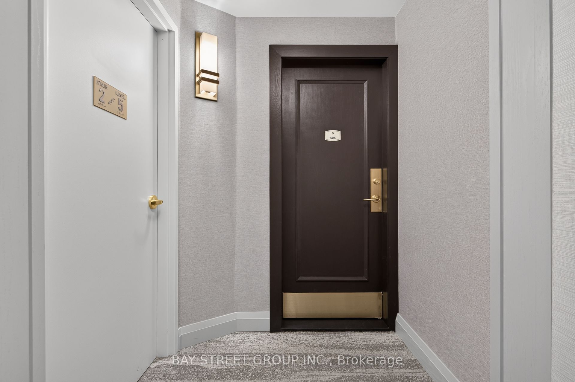 7250 Yonge Street 506, Vaughan, ON L4J 7X1 photo 4