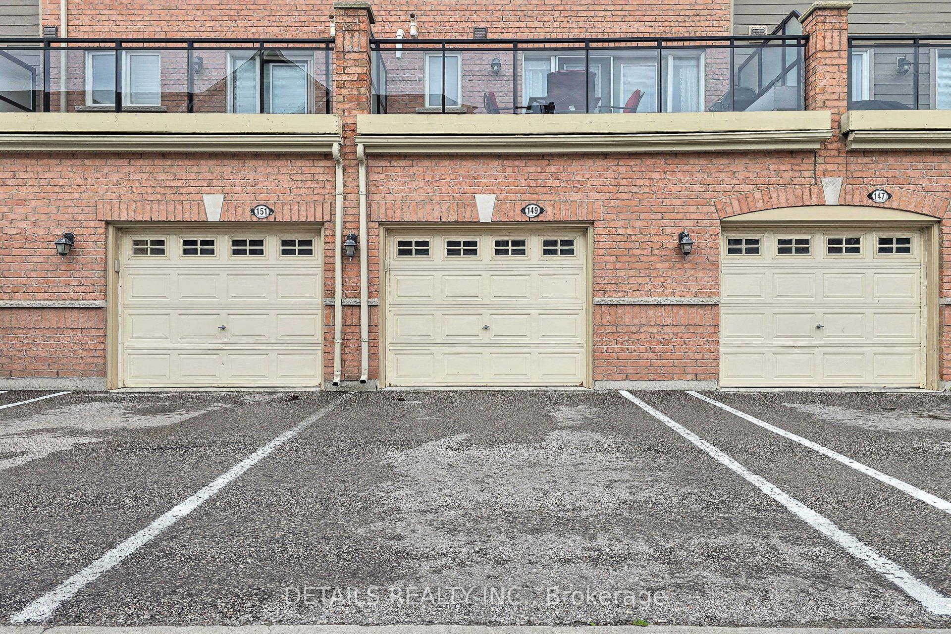 149 Lewis Honey Drive, Aurora, ON L4G 0R8 photo 4