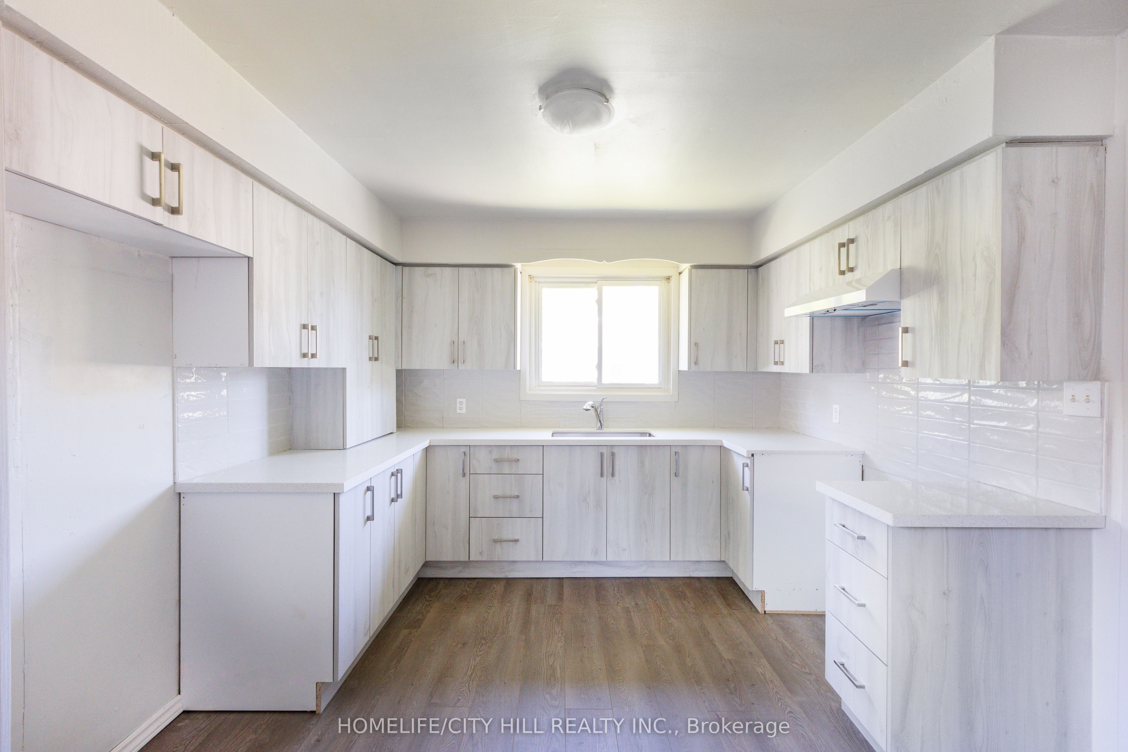 347 Hollywood Drive, Georgina, ON L4P 3A2 photo 4