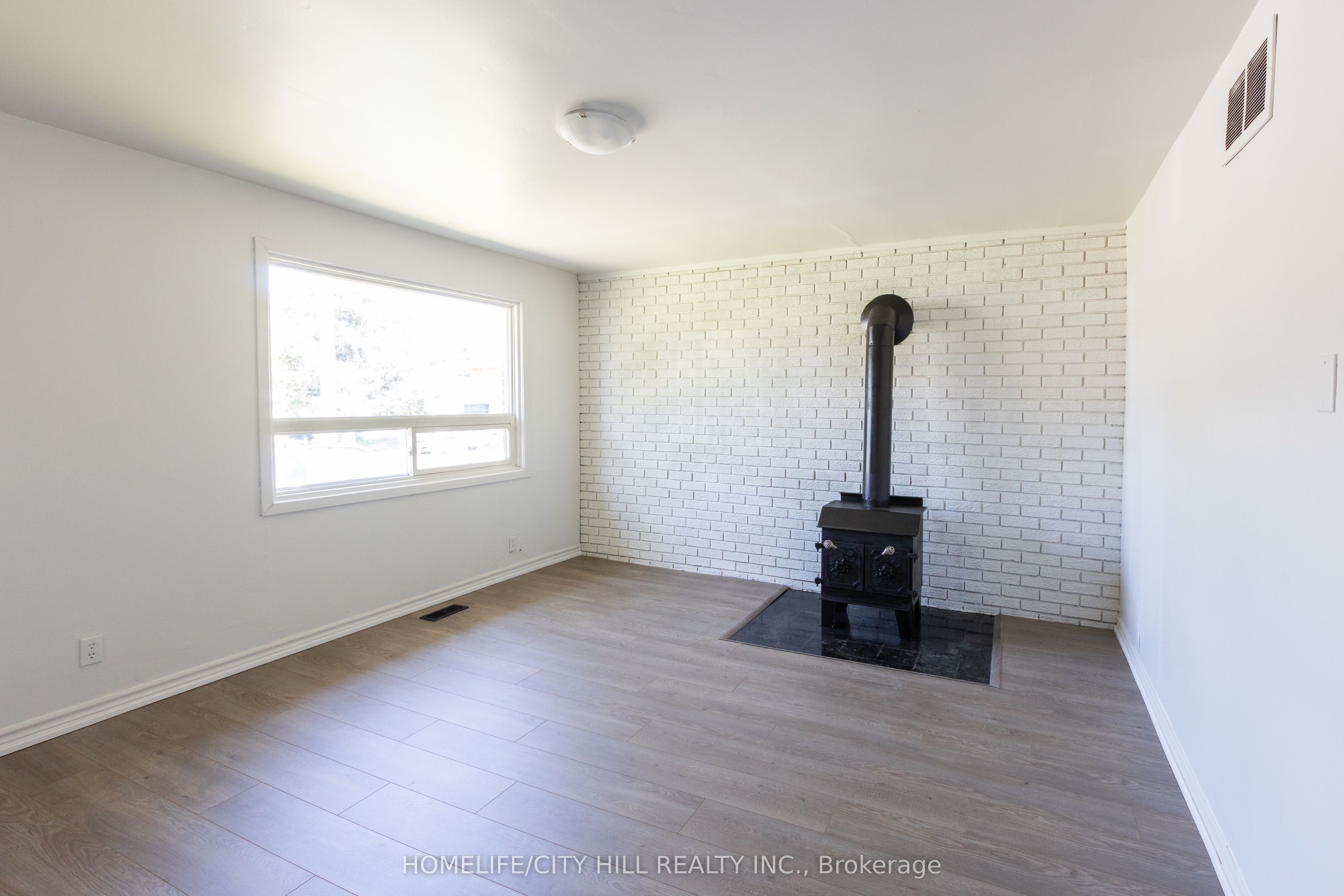 347 Hollywood Drive, Georgina, ON L4P 3A2 photo 5