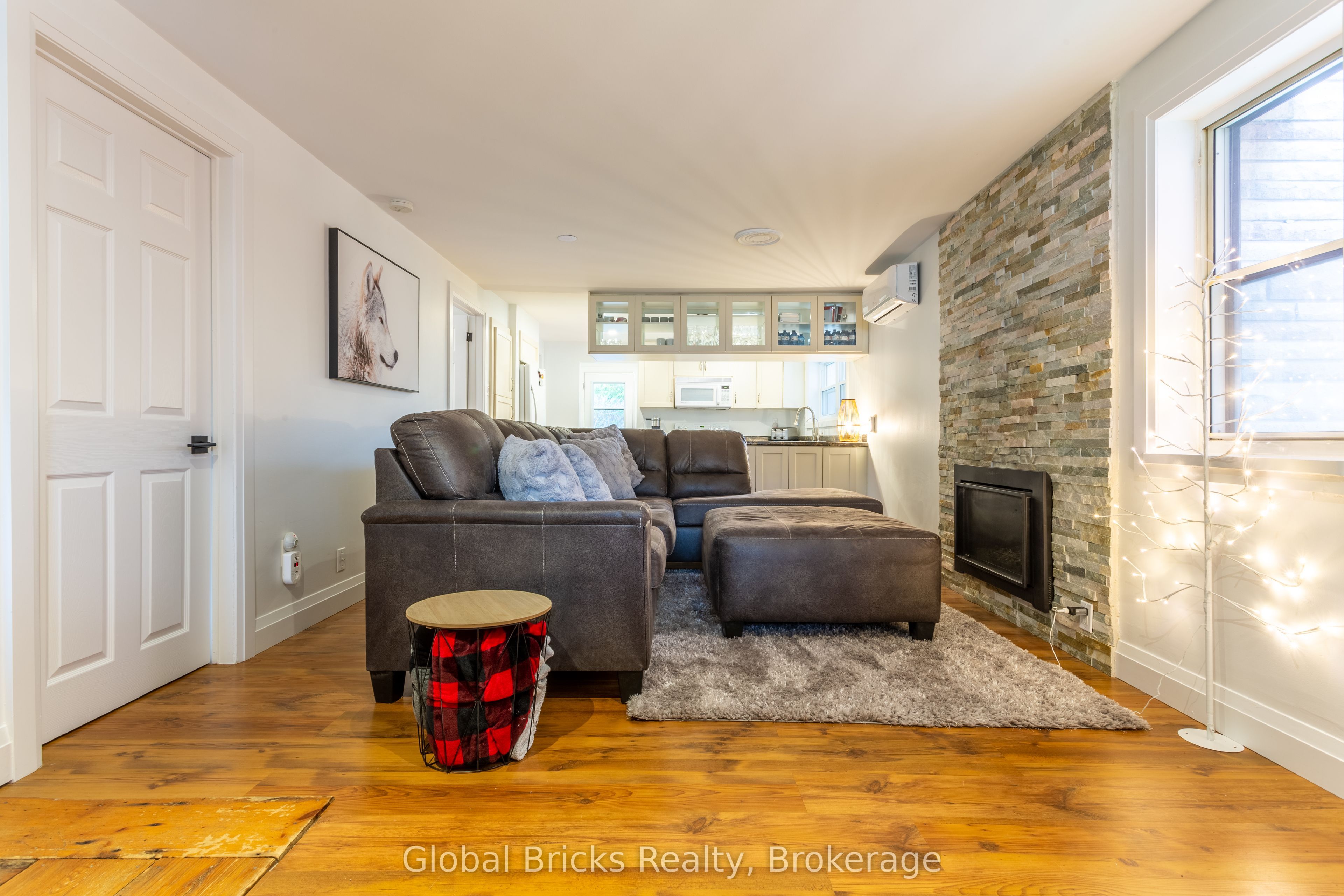 648 10th Line, Innisfil, ON L9S 3N7 photo 3