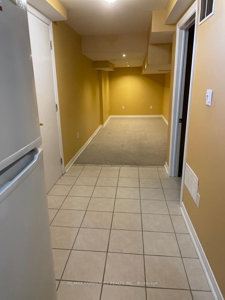 24 Elmrill Road Basement, Markham, ON L6C 2N8 photo 4