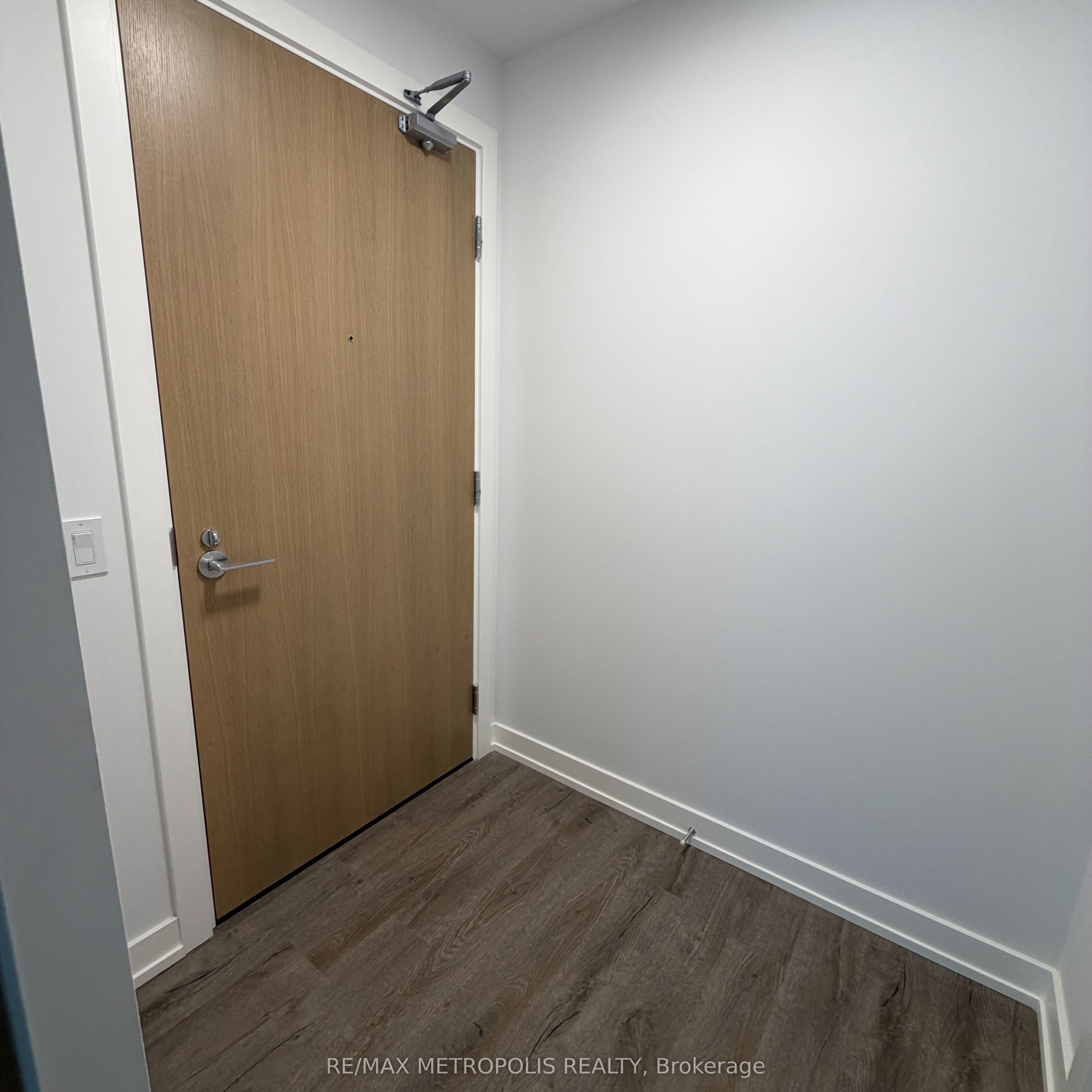 21 Meadowdale Road 1507 B, Vaughan, ON L4K 0H6 photo 2