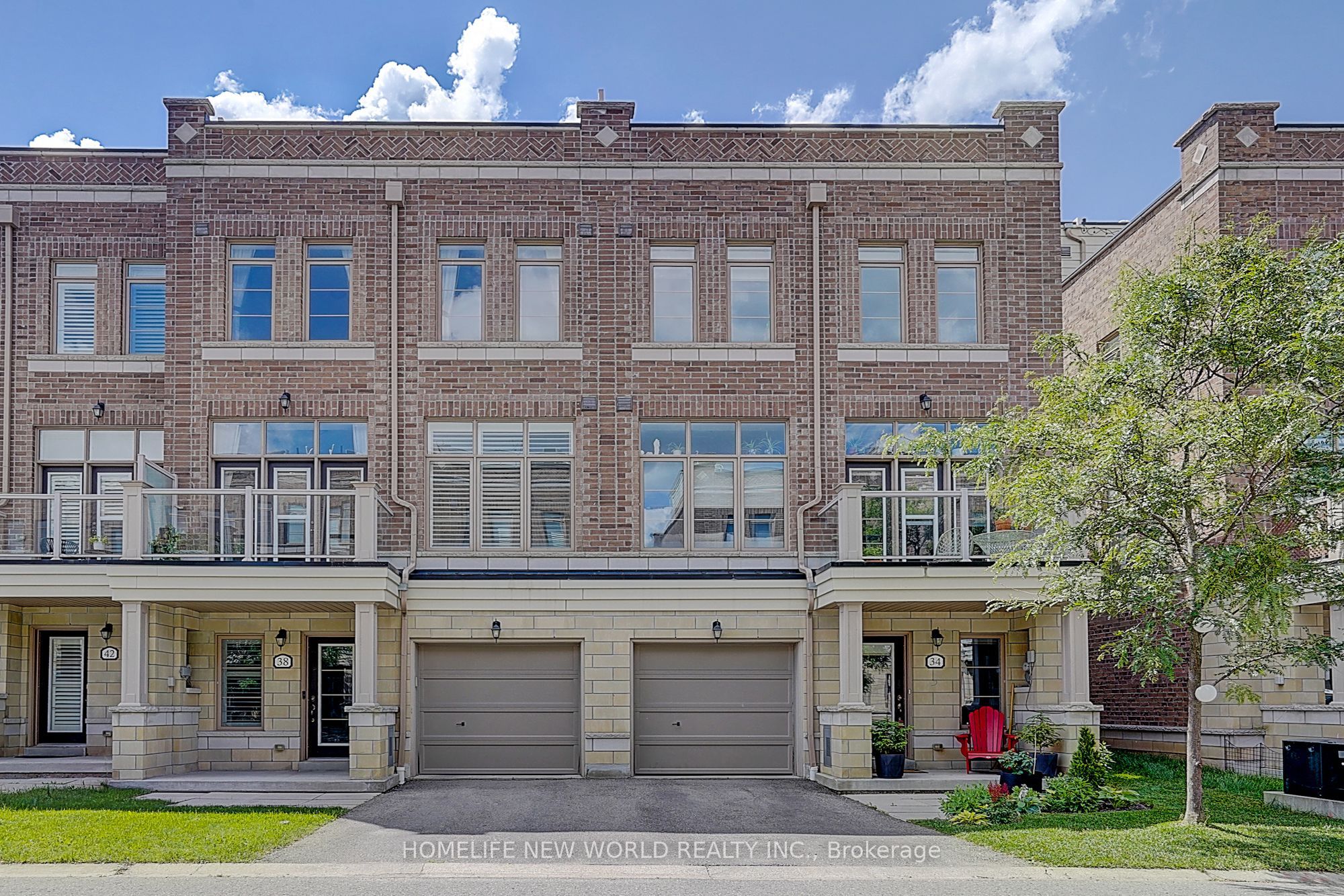 38 Arborea Lane, Whitchurch-Stouffville, ON L4A 1X1 photo 2