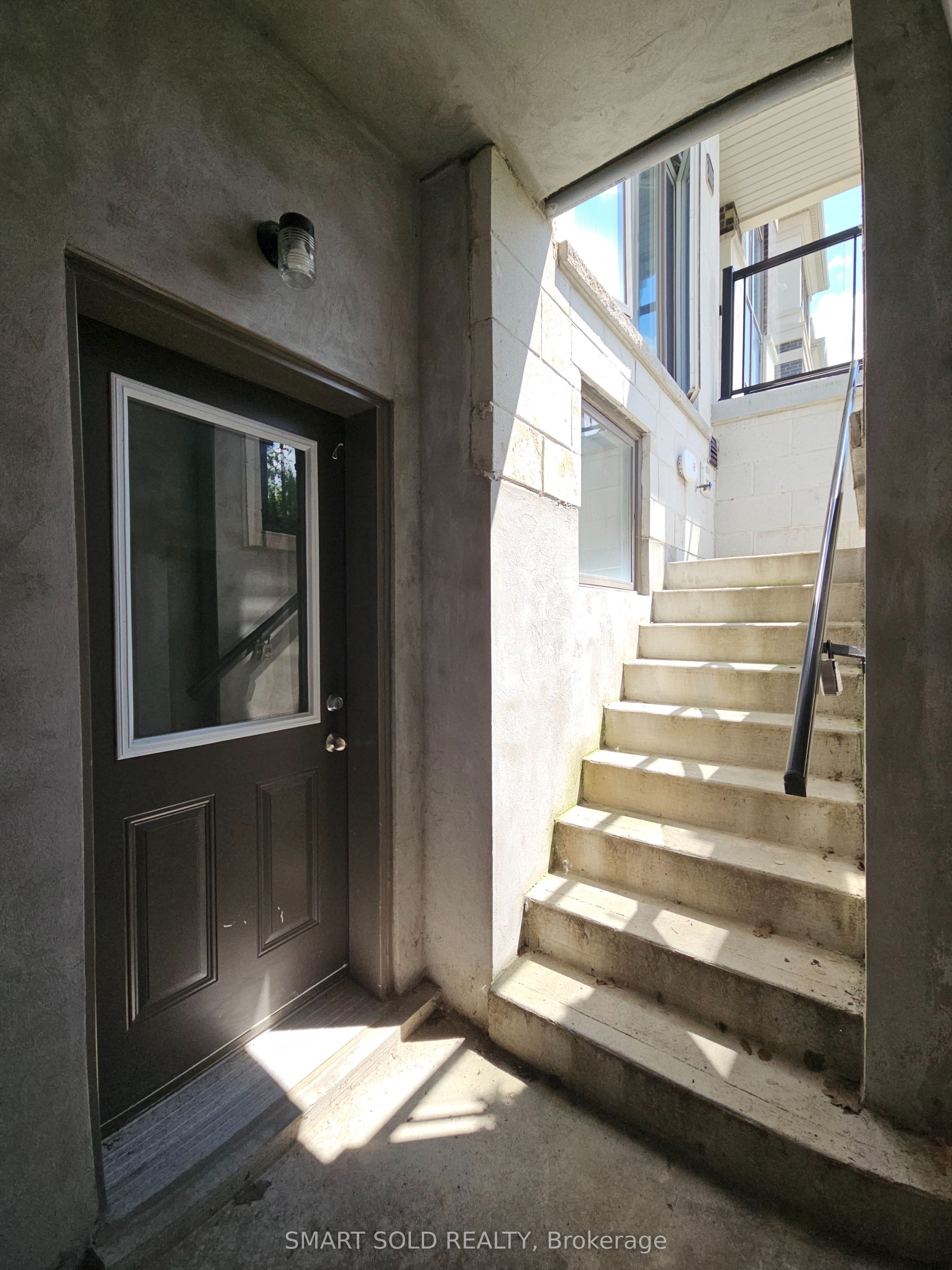 38 Wuhan Lane #Lower, Markham, ON L6E 0V4 photo 3