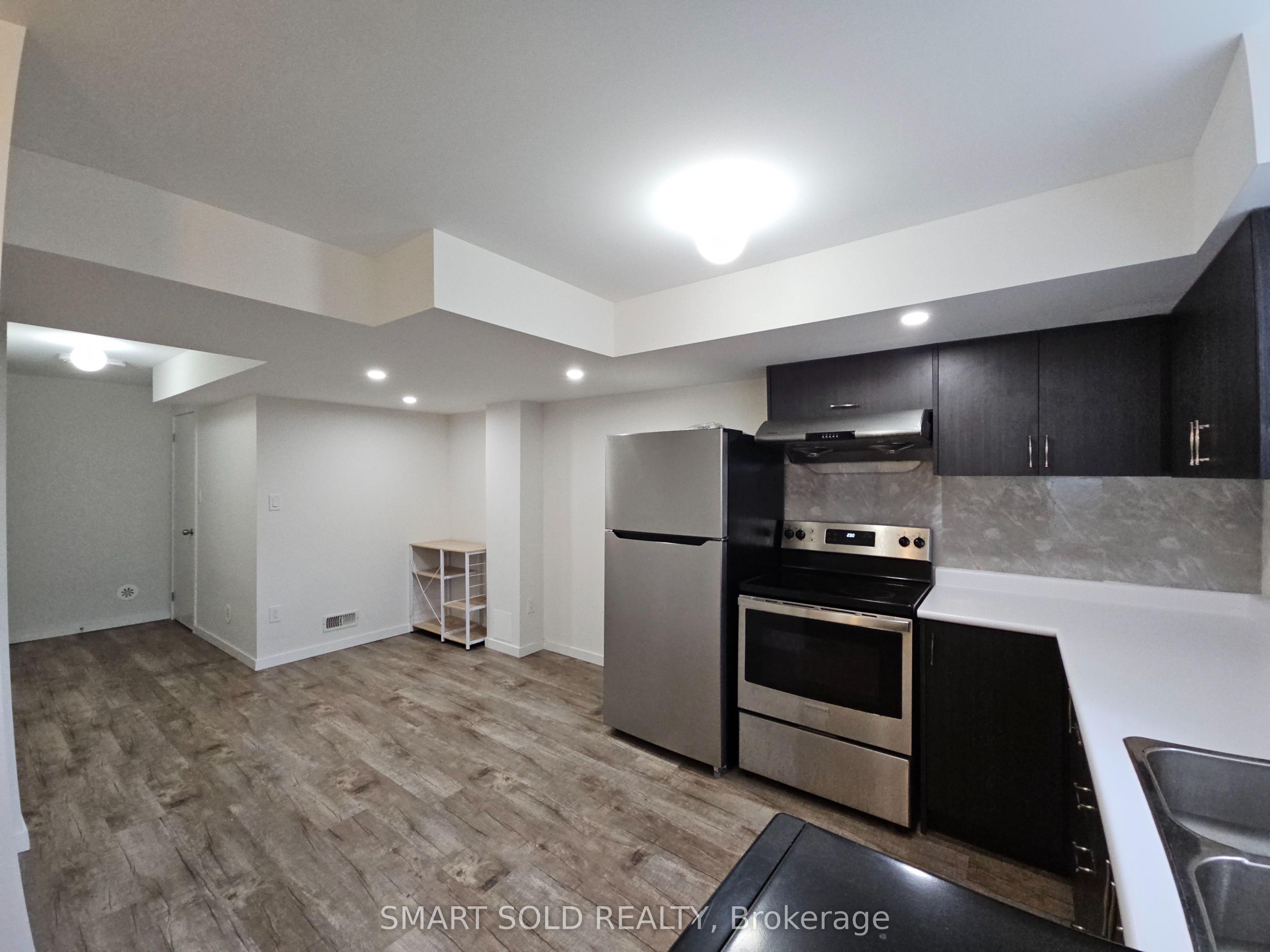 38 Wuhan Lane #Lower, Markham, ON L6E 0V4 photo 5