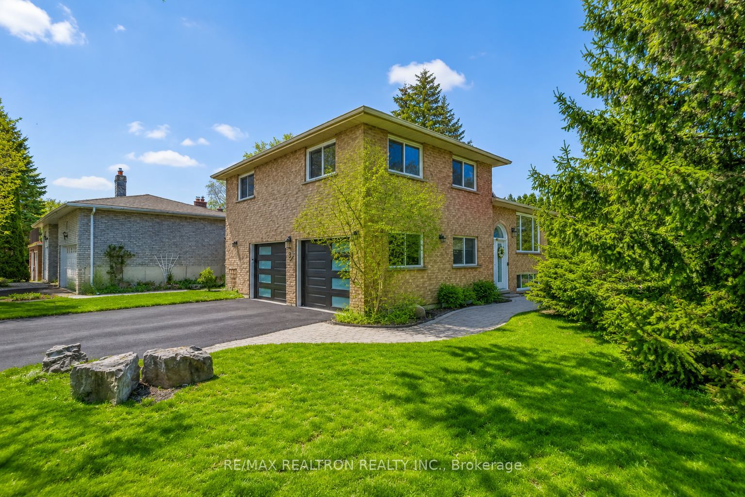 3 Earls Court, East Gwillimbury, ON L9N 1E5 photo 3