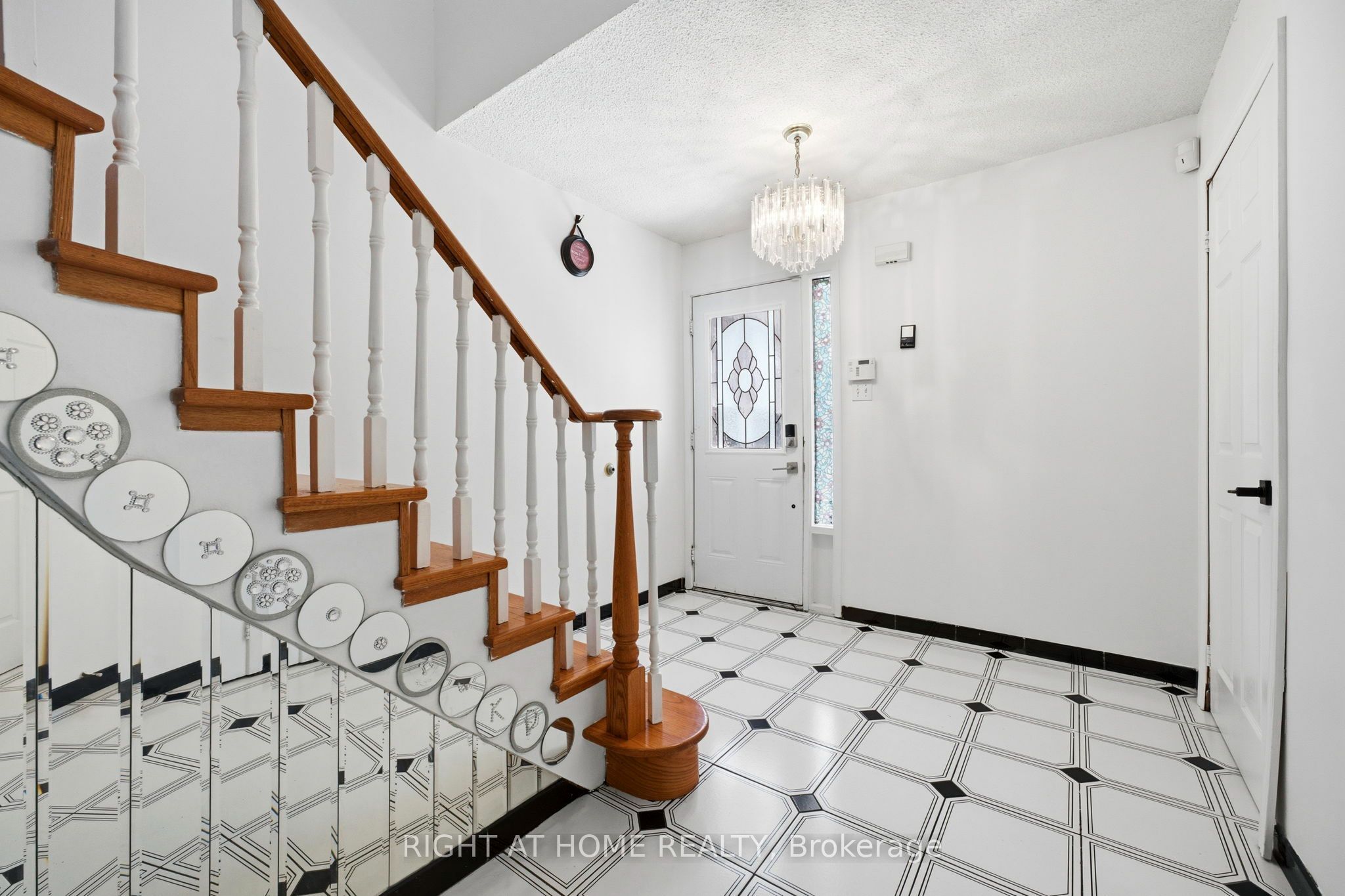 87 William Honey Crescent, Markham, ON L3S 2M2 photo 4