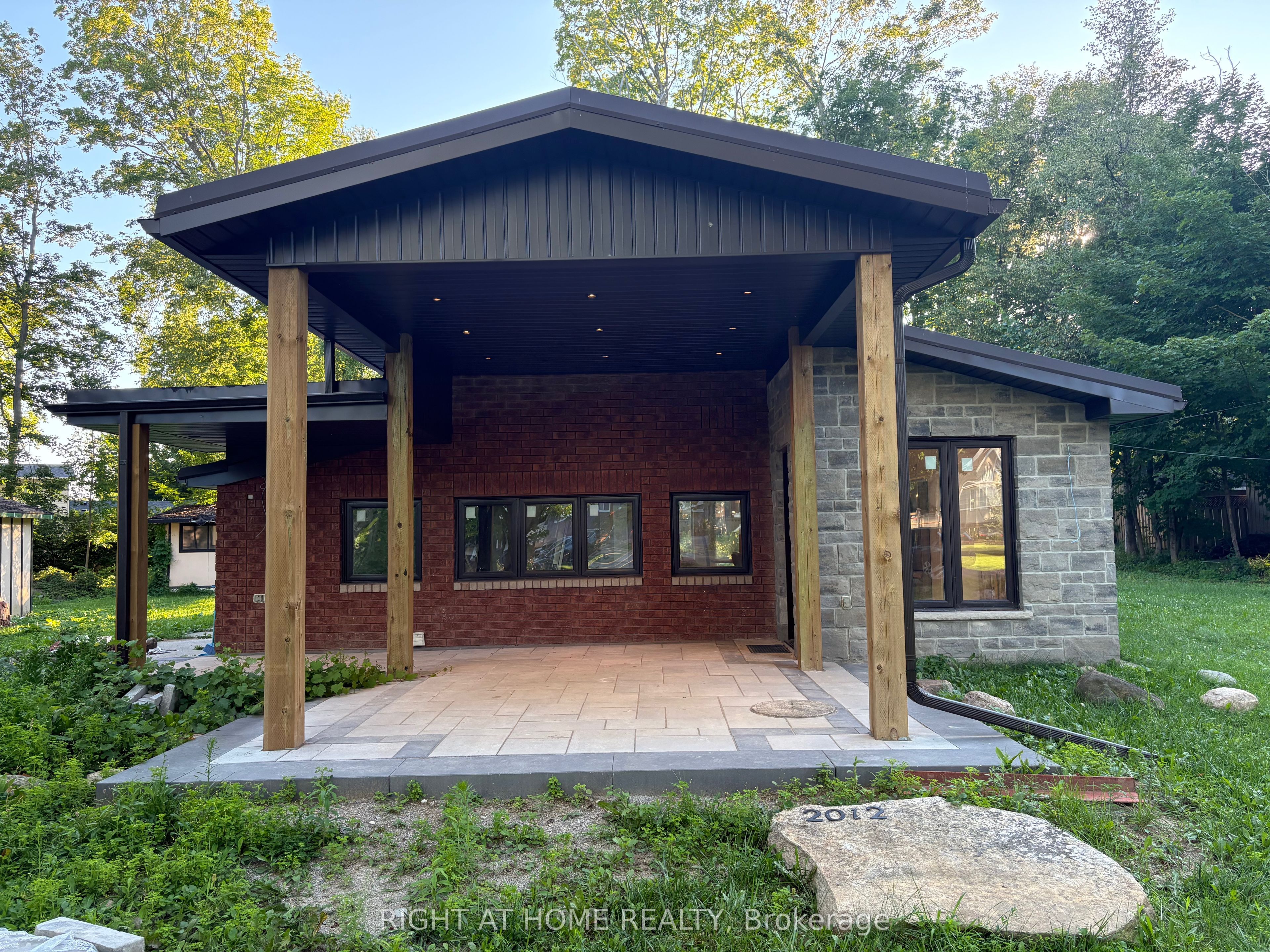 2012 Inglewood Drive, Innisfil, ON L9S 1Z1 photo 3