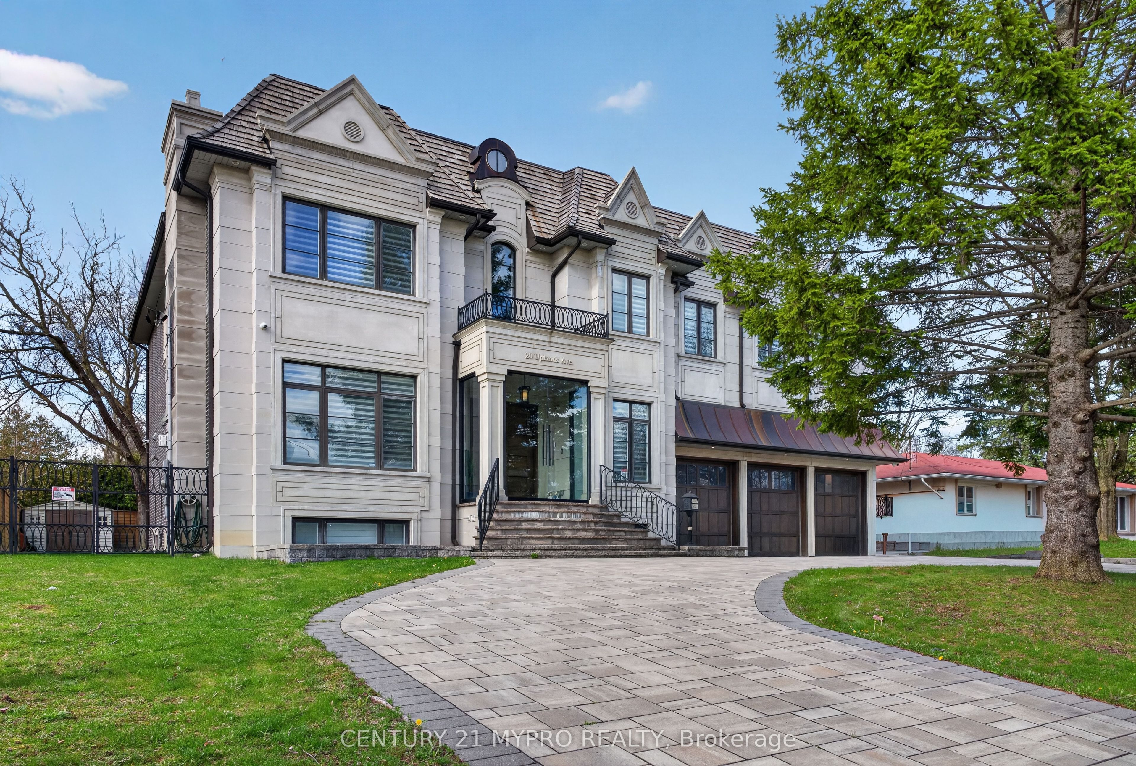 20 Uplands Avenue, Vaughan, ON L4J 1J9 photo 3
