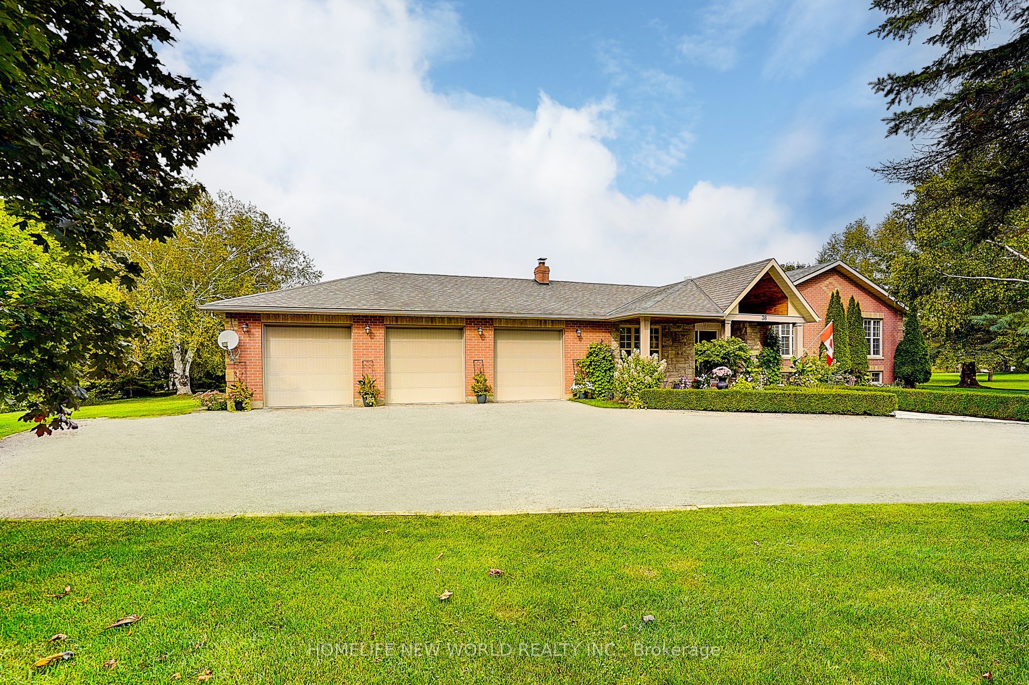38 Audubon Way, Georgina, ON L0E 1A0 photo 2