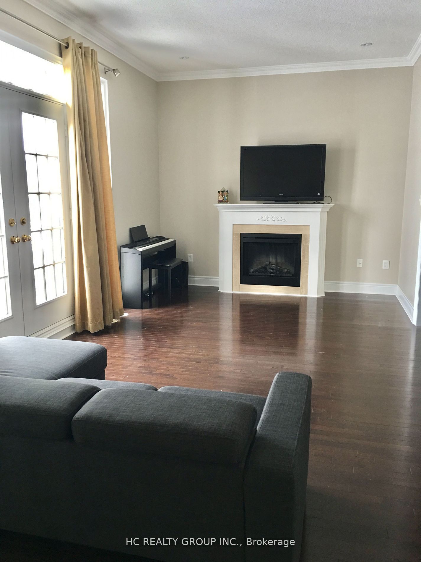 37 Rouge Valley Drive W, Markham, ON L6G 0C1 photo 4