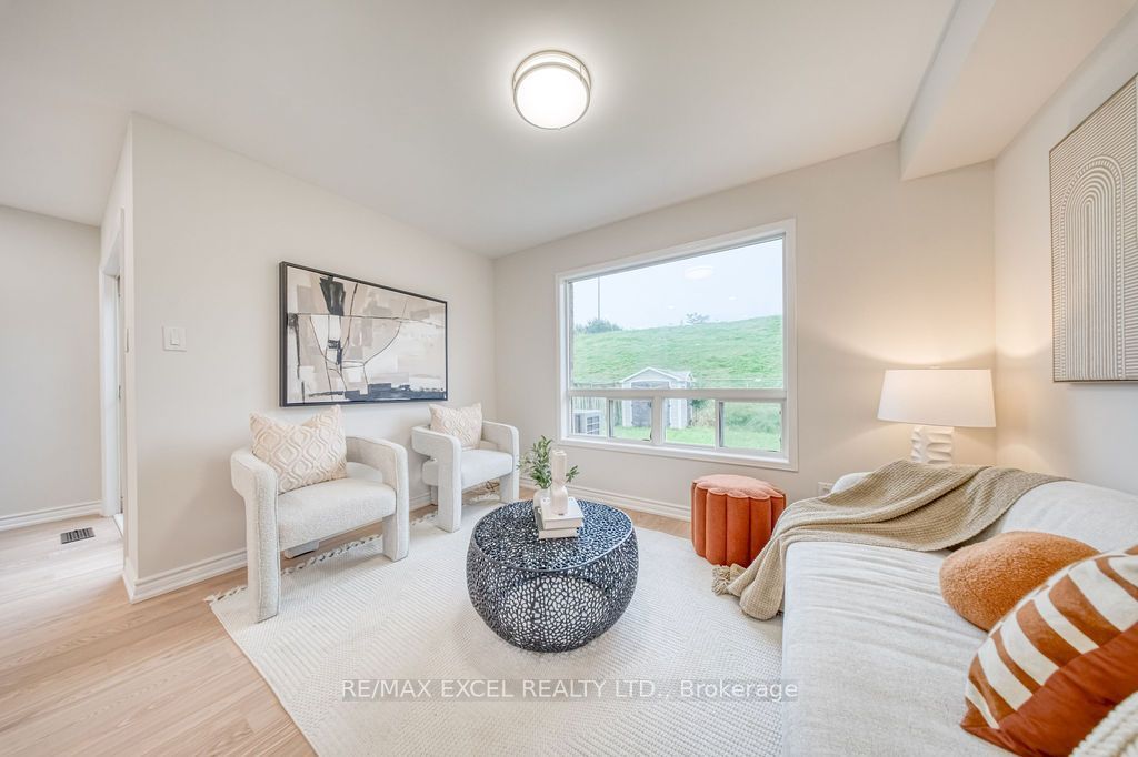 561 Caboto Trail, Markham, ON L3R 5S2 photo 4