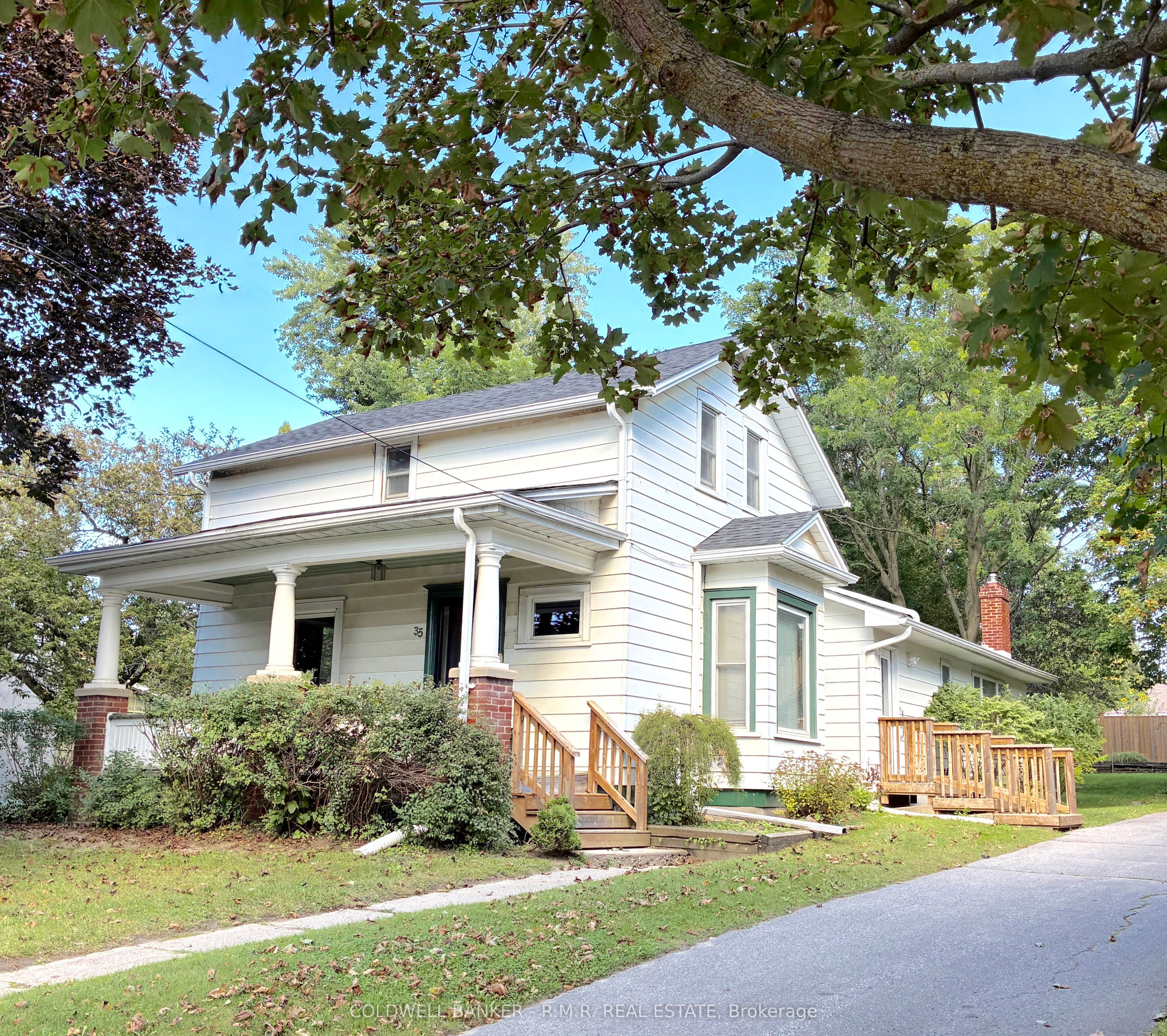 35 Main Street S, Uxbridge, ON L9P 1J4