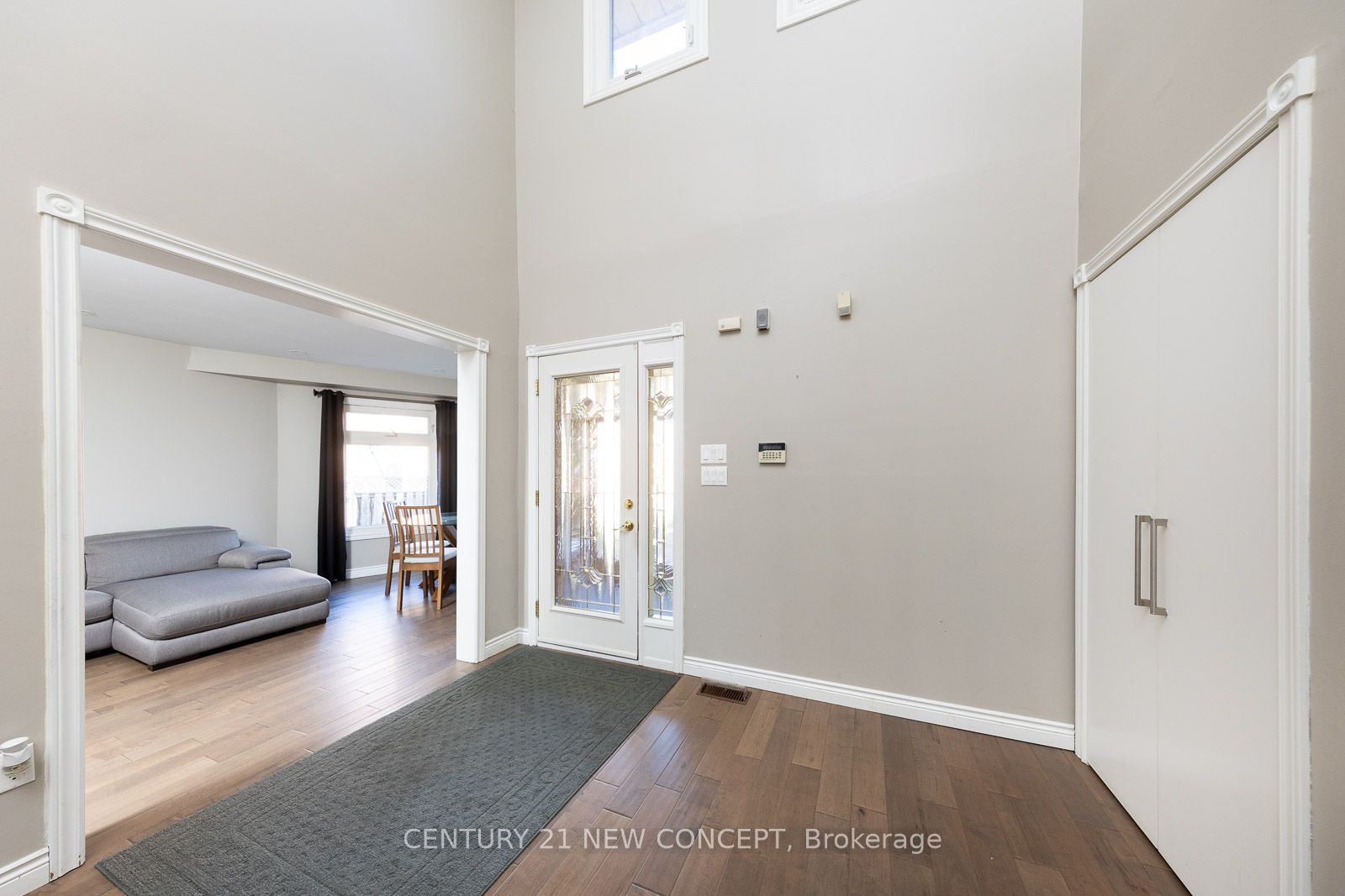 40 Marchwood Crescent, Richmond Hill, ON L4C 8M5 photo 3