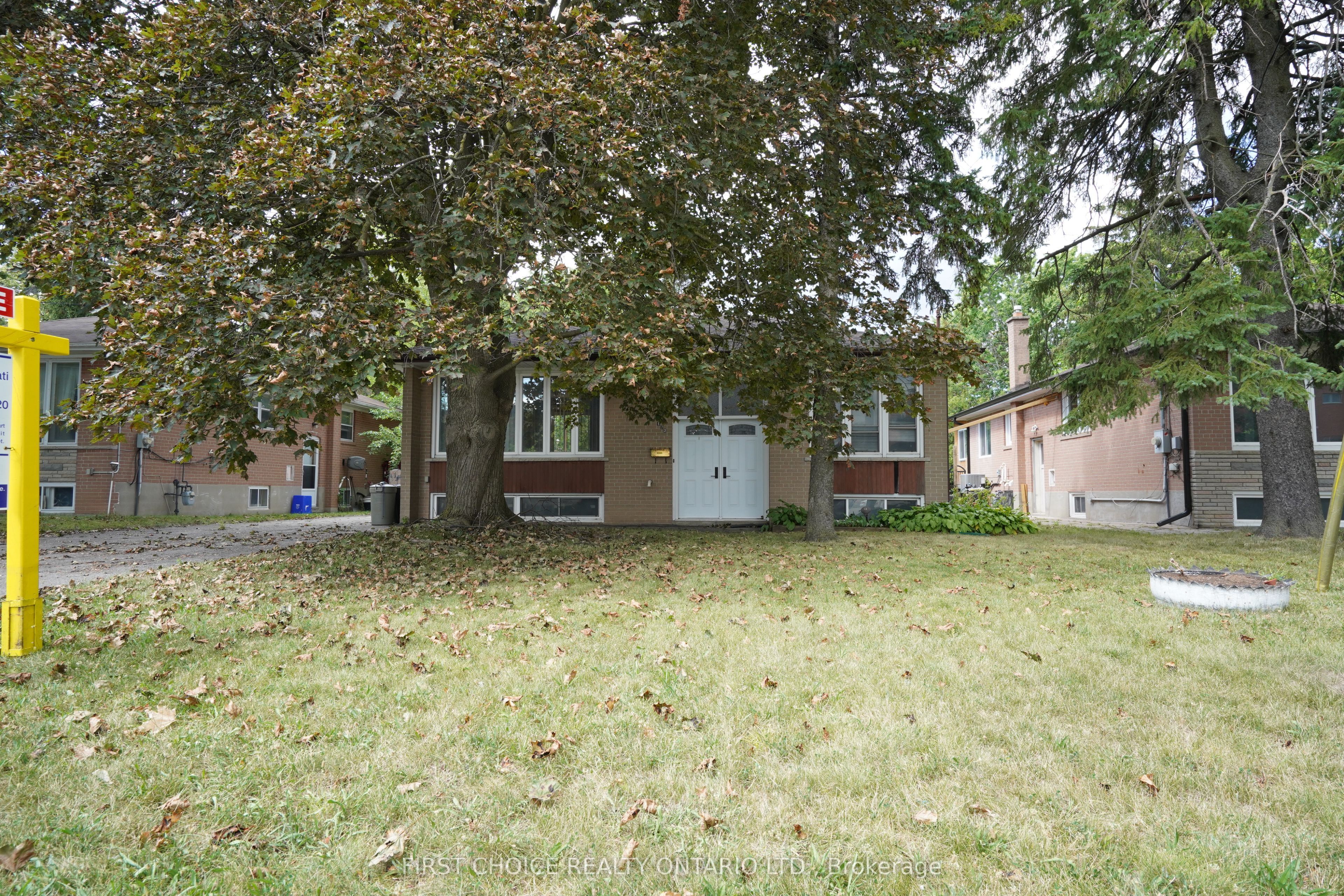 172 Colborne Avenue, Richmond Hill, ON L4C 2K1 photo 2