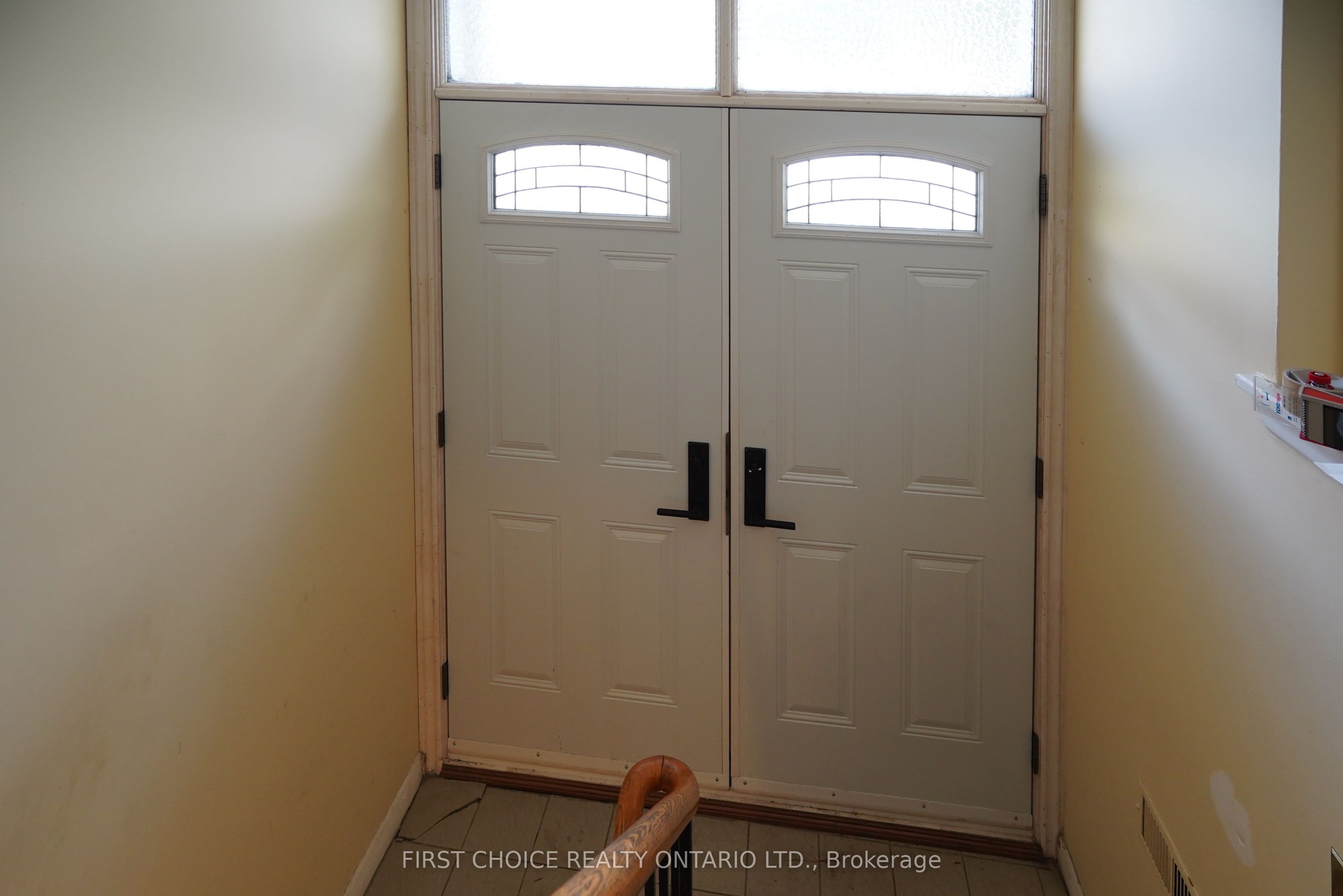 172 Colborne Avenue, Richmond Hill, ON L4C 2K1 photo 3