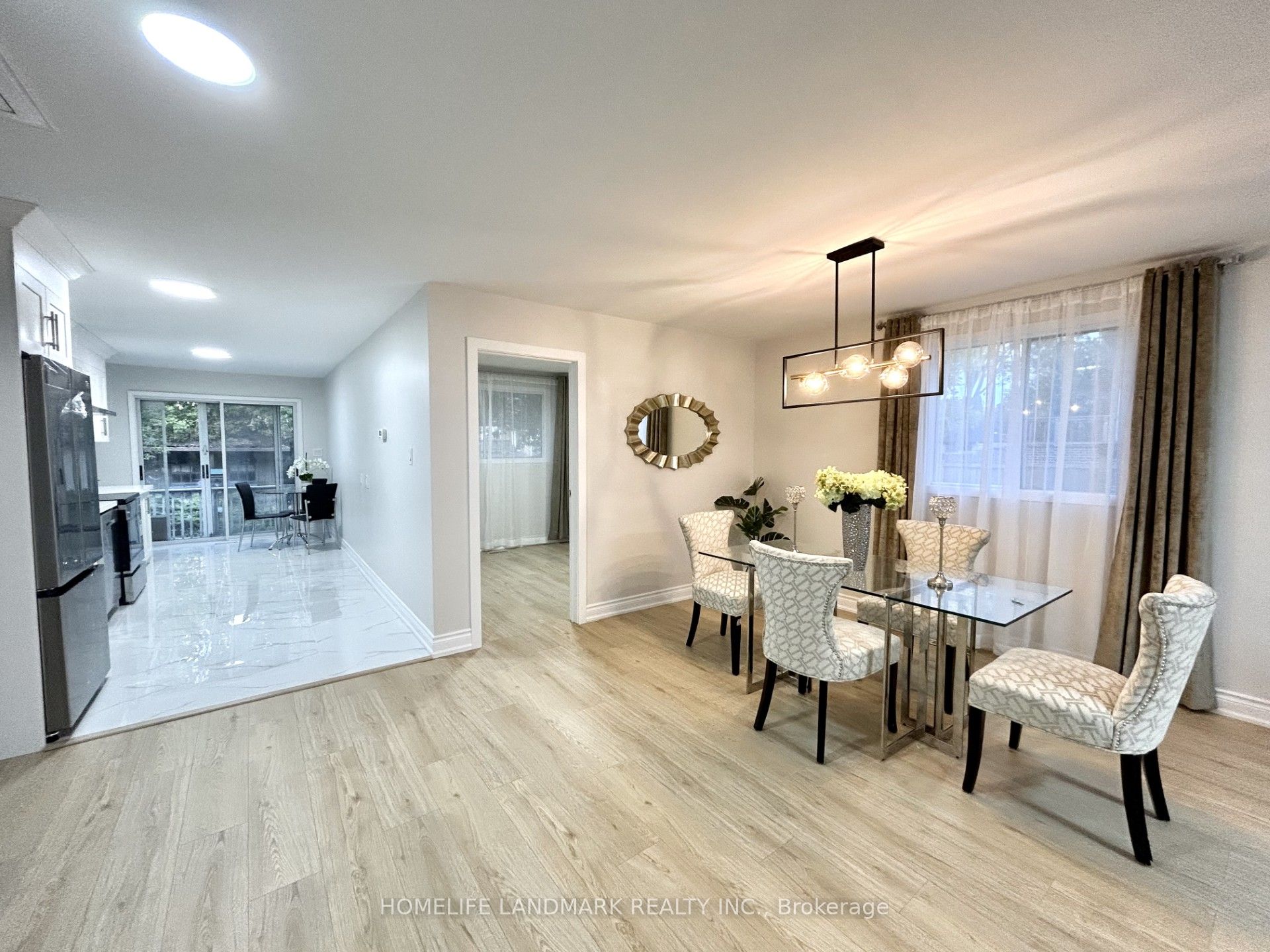 53 Moray Avenue Upper, Richmond Hill, ON L4E 3C4 photo 2