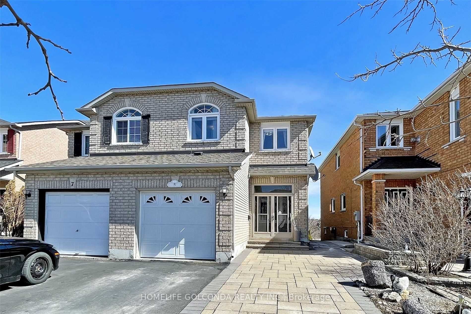 5 Bridlepath Street E, Richmond Hill, ON L4S 1V8