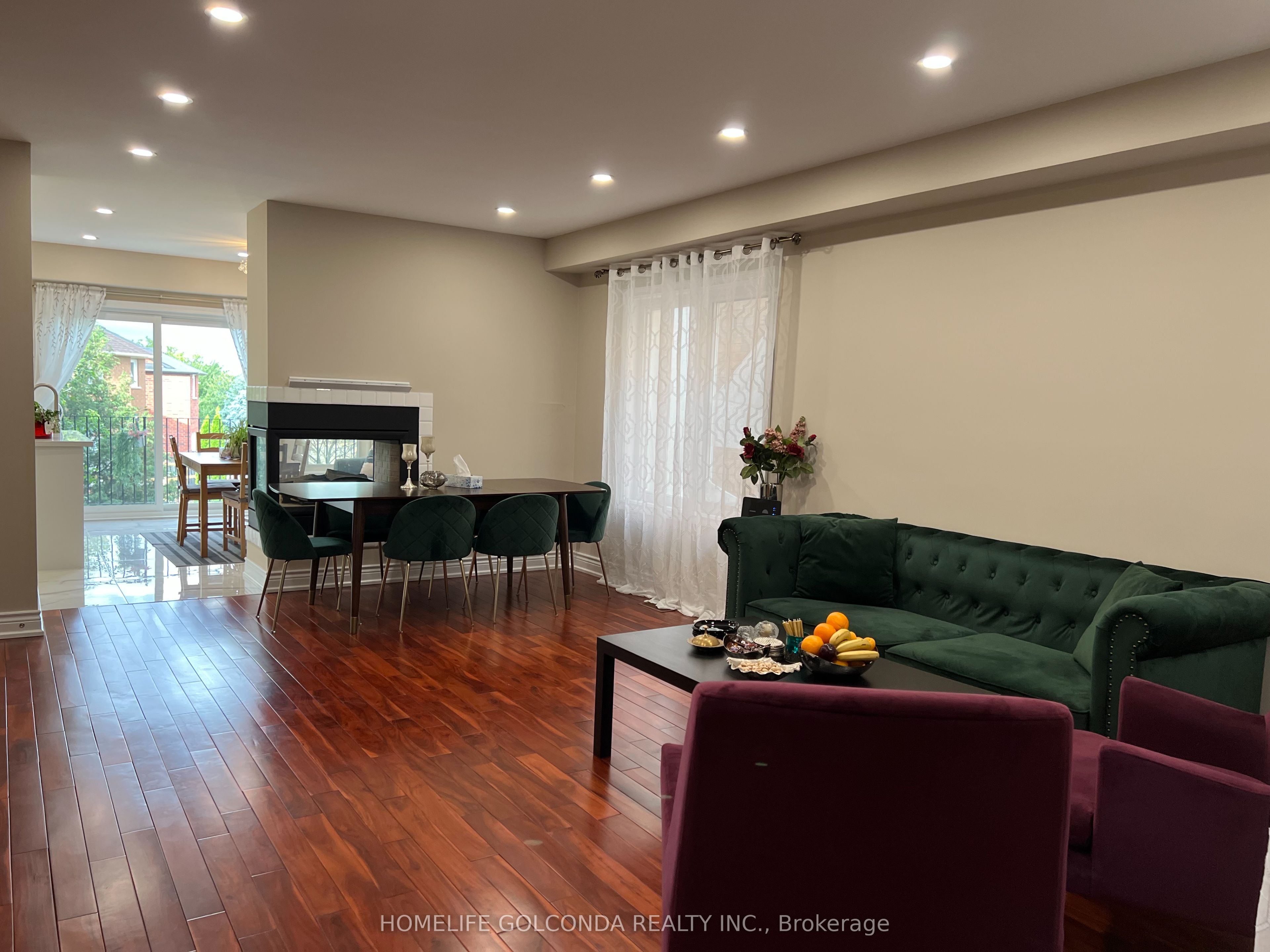 5 Bridlepath Street E, Richmond Hill, ON L4S 1V8 photo 4