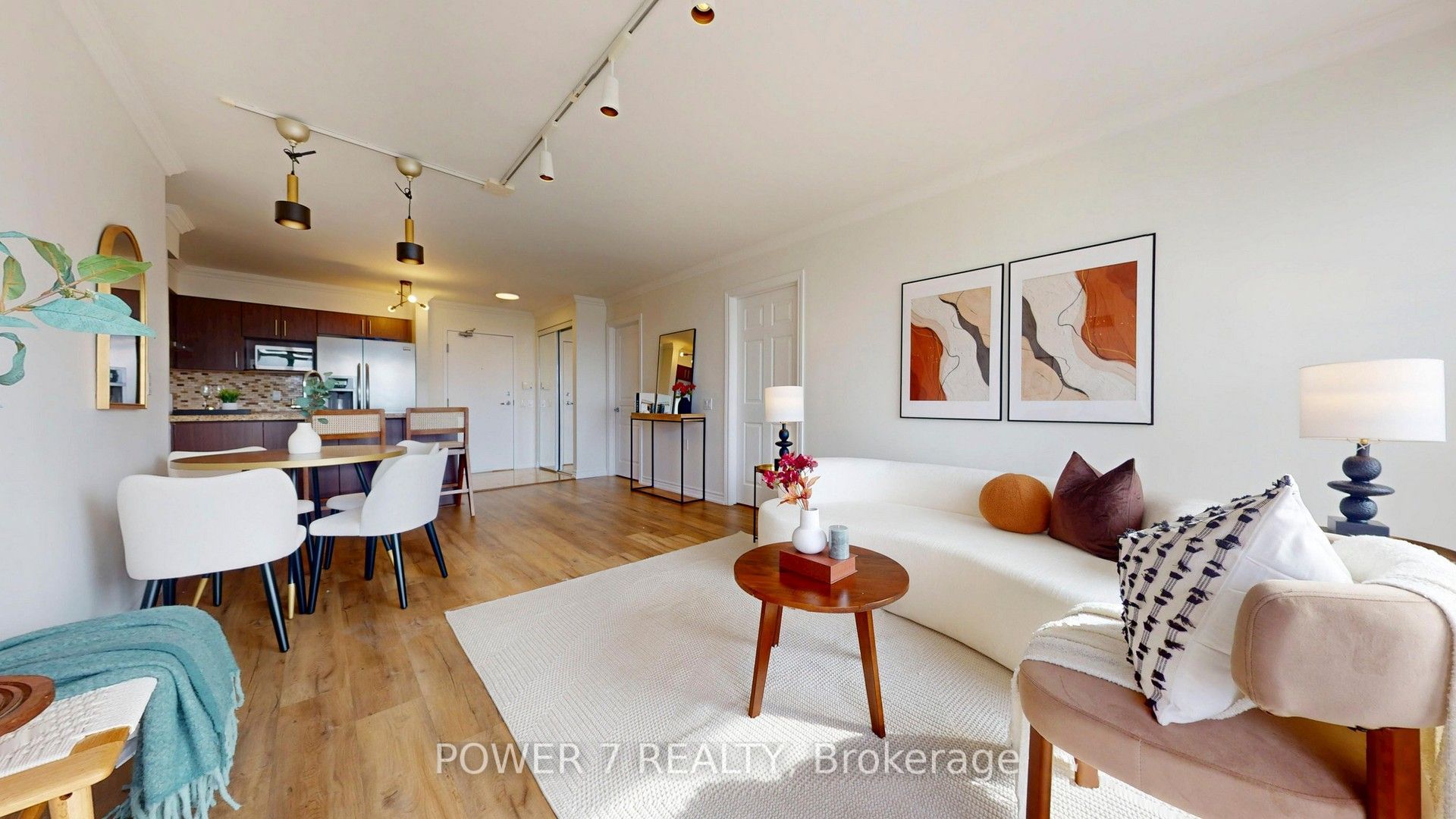 9015 Leslie Street LPH18, Richmond Hill, ON L4B 4J8
