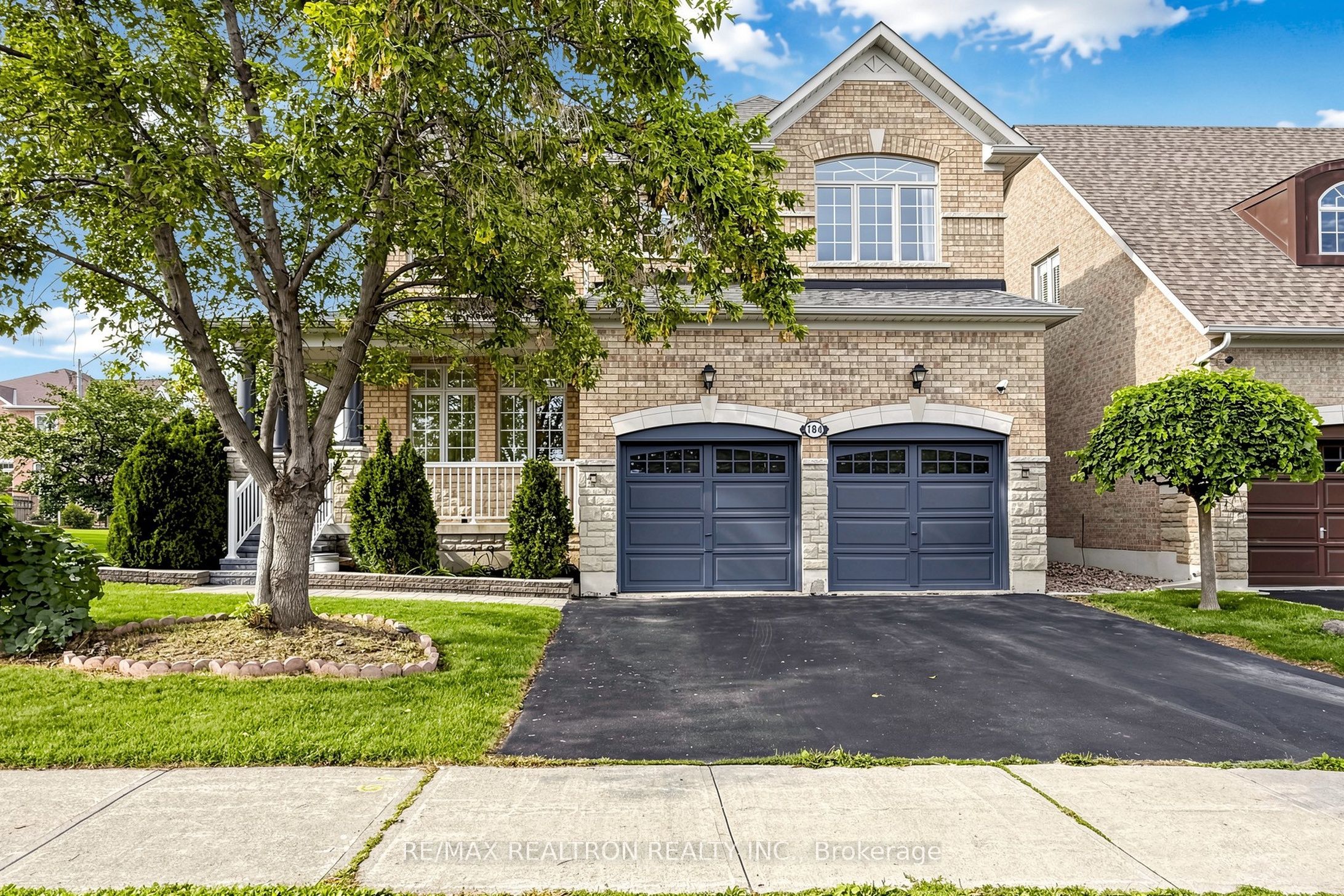 184 Ivy Glen Drive, Vaughan, ON L6A 0P1 photo 2