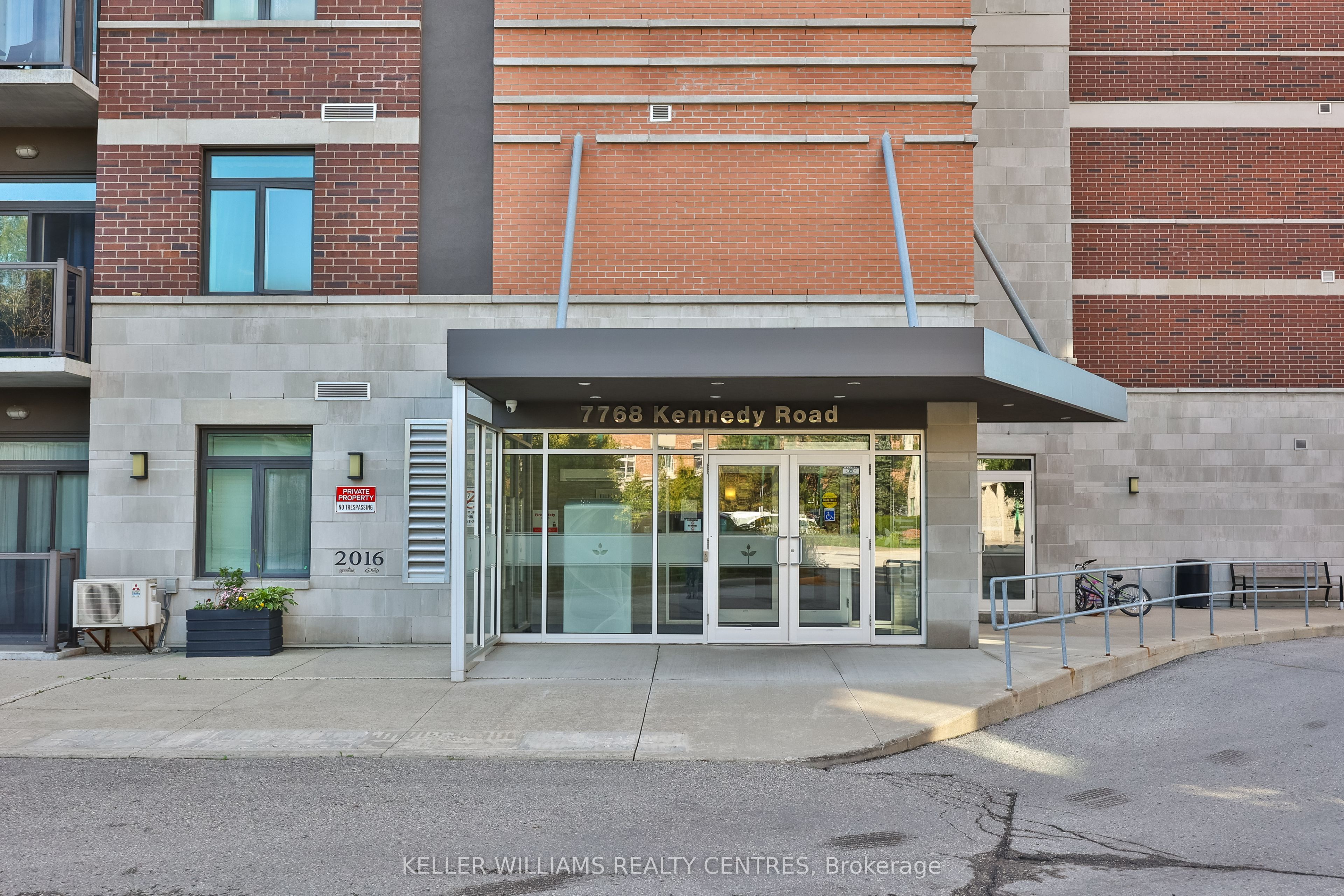 7768 Kennedy Road 607, Markham, ON L3R 5K1 photo 5