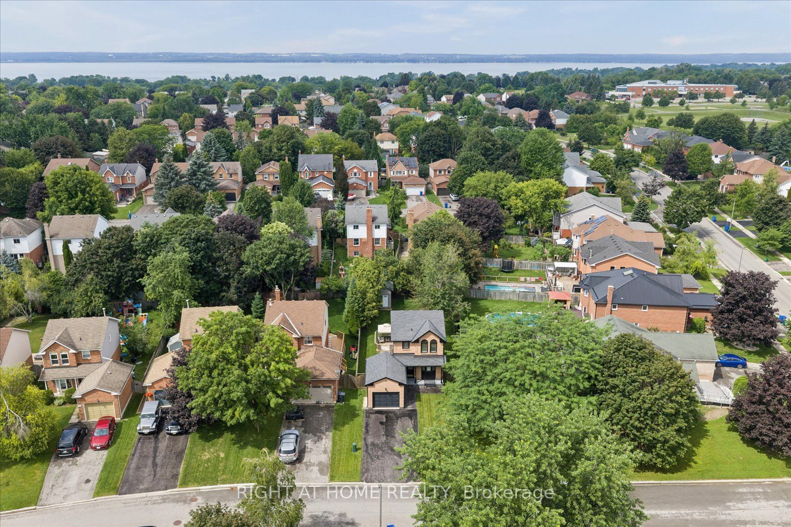 72 Natanya Boulevard, Georgina, ON L4P 3P7 photo 2
