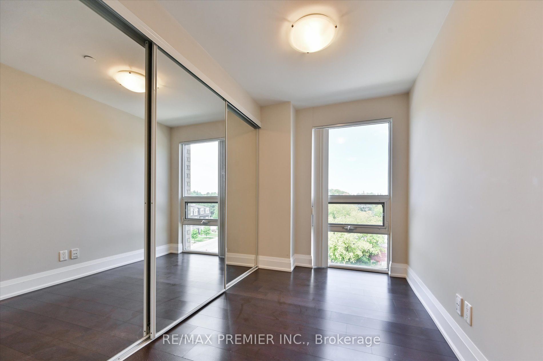8302 Islington Avenue 517, Vaughan, ON L4L 0E6 photo 5