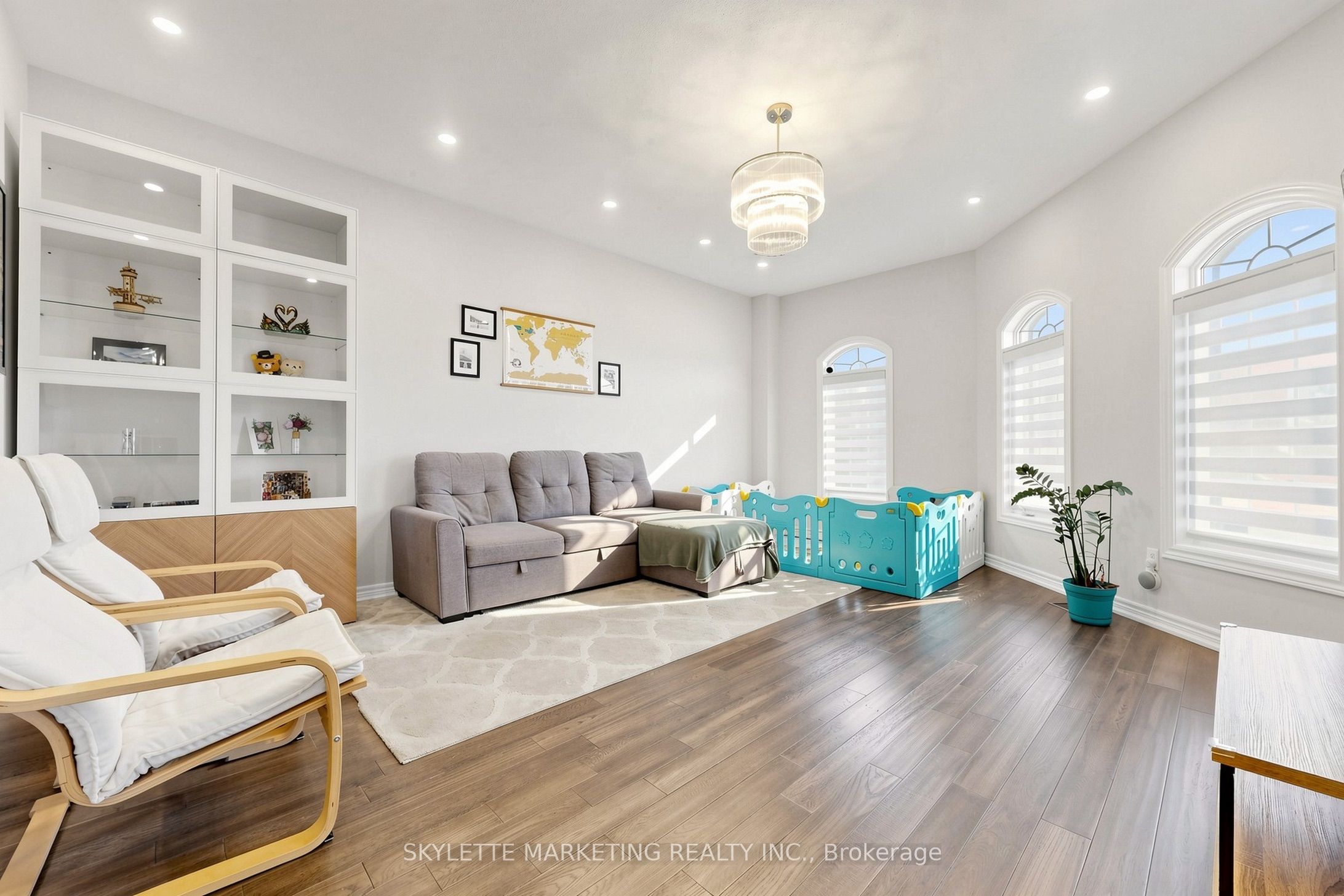 2417 Bur Oak Avenue, Markham, ON L6E 1J6 photo 4