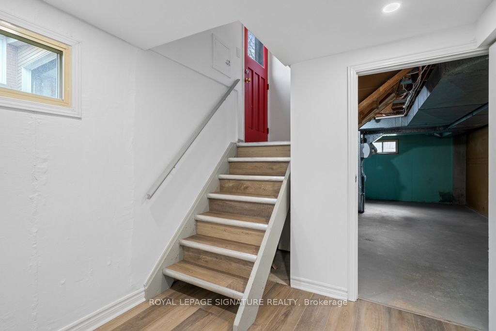 12 Davidson Road Bsmt, Aurora, ON L4G 2B1 photo 4