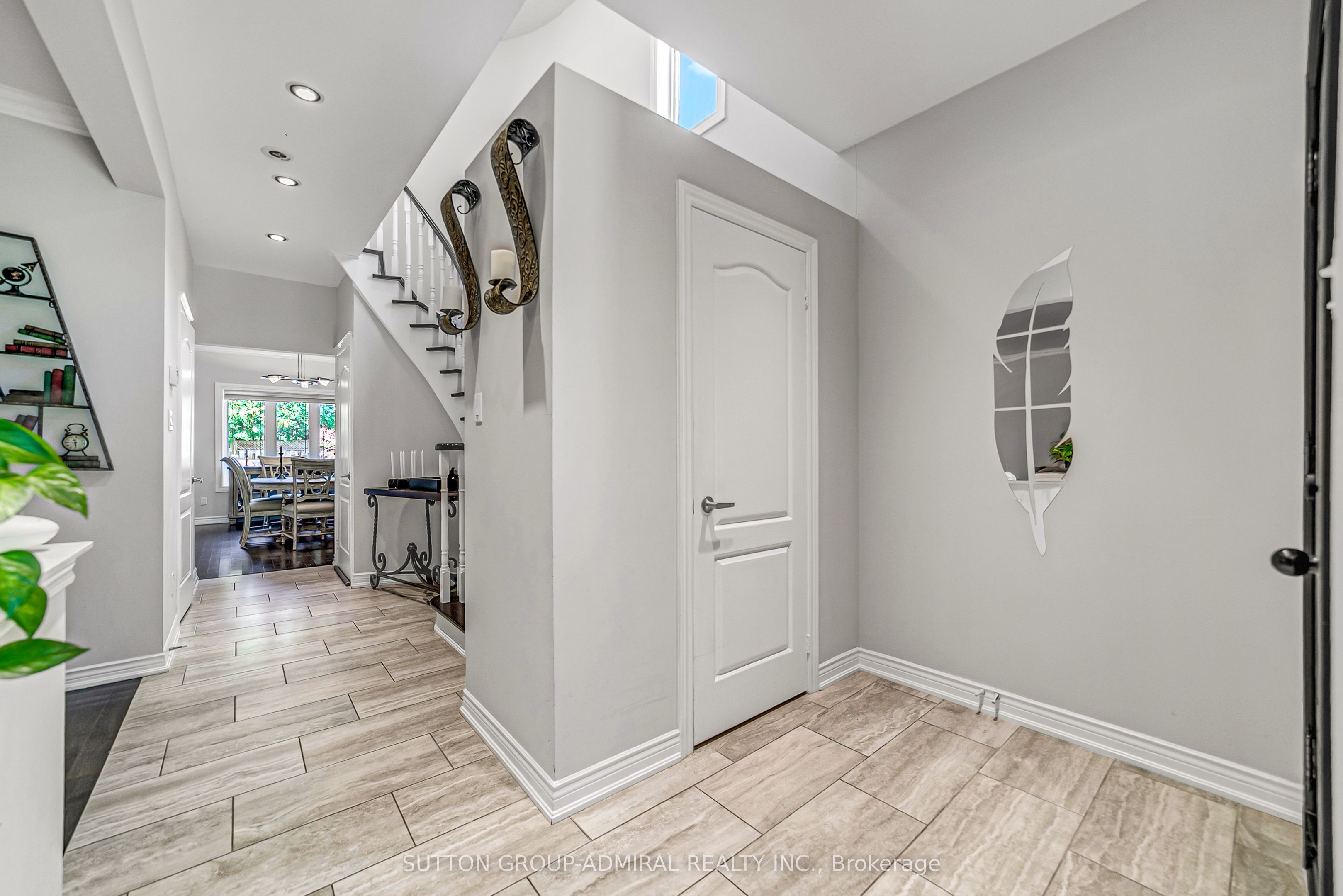 18 Buckhorn Avenue, Richmond Hill, ON L4C 0E3 photo 4