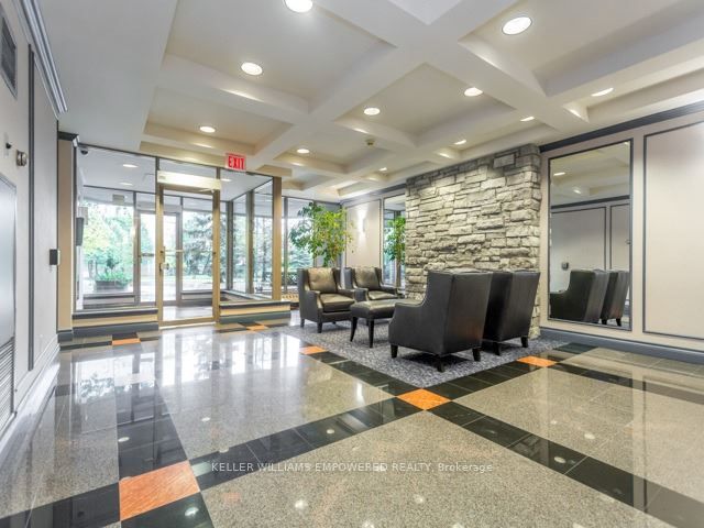 81 Townsgate Drive PH106, Vaughan, ON L4J 8E6 photo 2