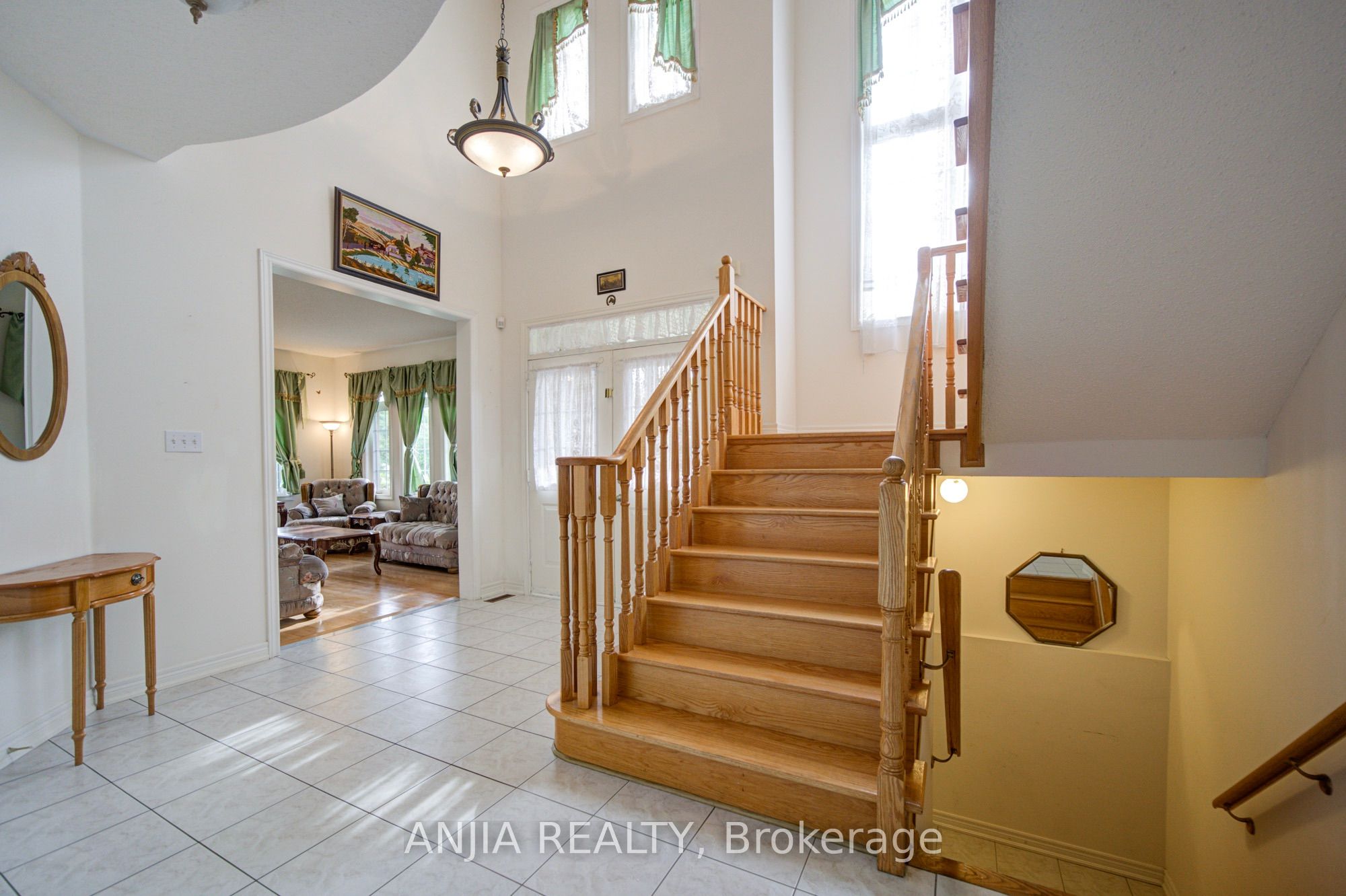 65 Staynor Crescent, Markham, ON L6E 1M8 photo 3