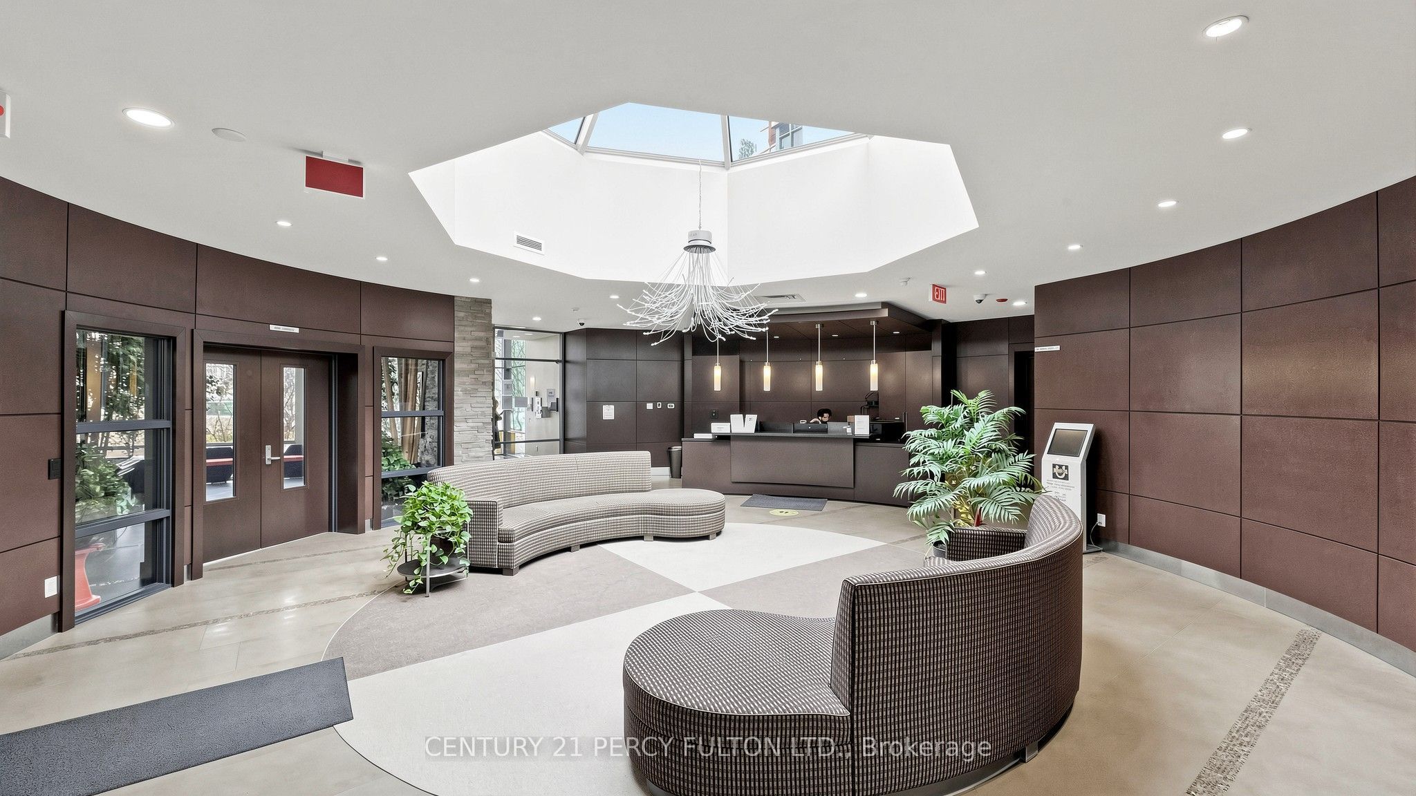 57 Upper Duke Crescent 102, Markham, ON L6G 0B9 photo 5