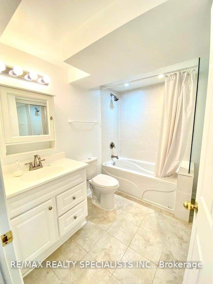 6 Ginger Grove Bsmt, Vaughan, ON L4H 1N7 photo 5