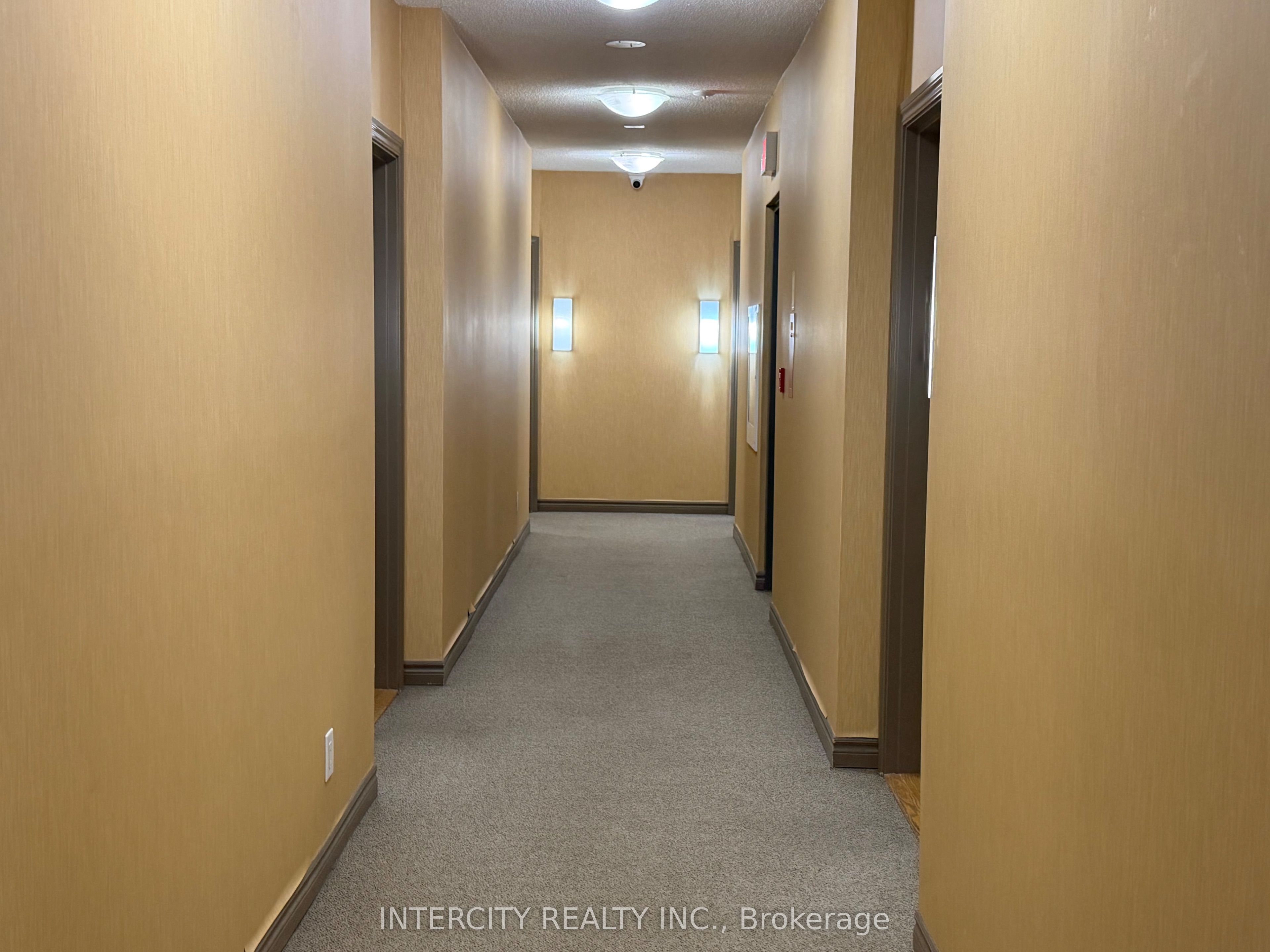 7730 Kipling Avenue 802, Vaughan, ON L4L 1Y9 photo 5