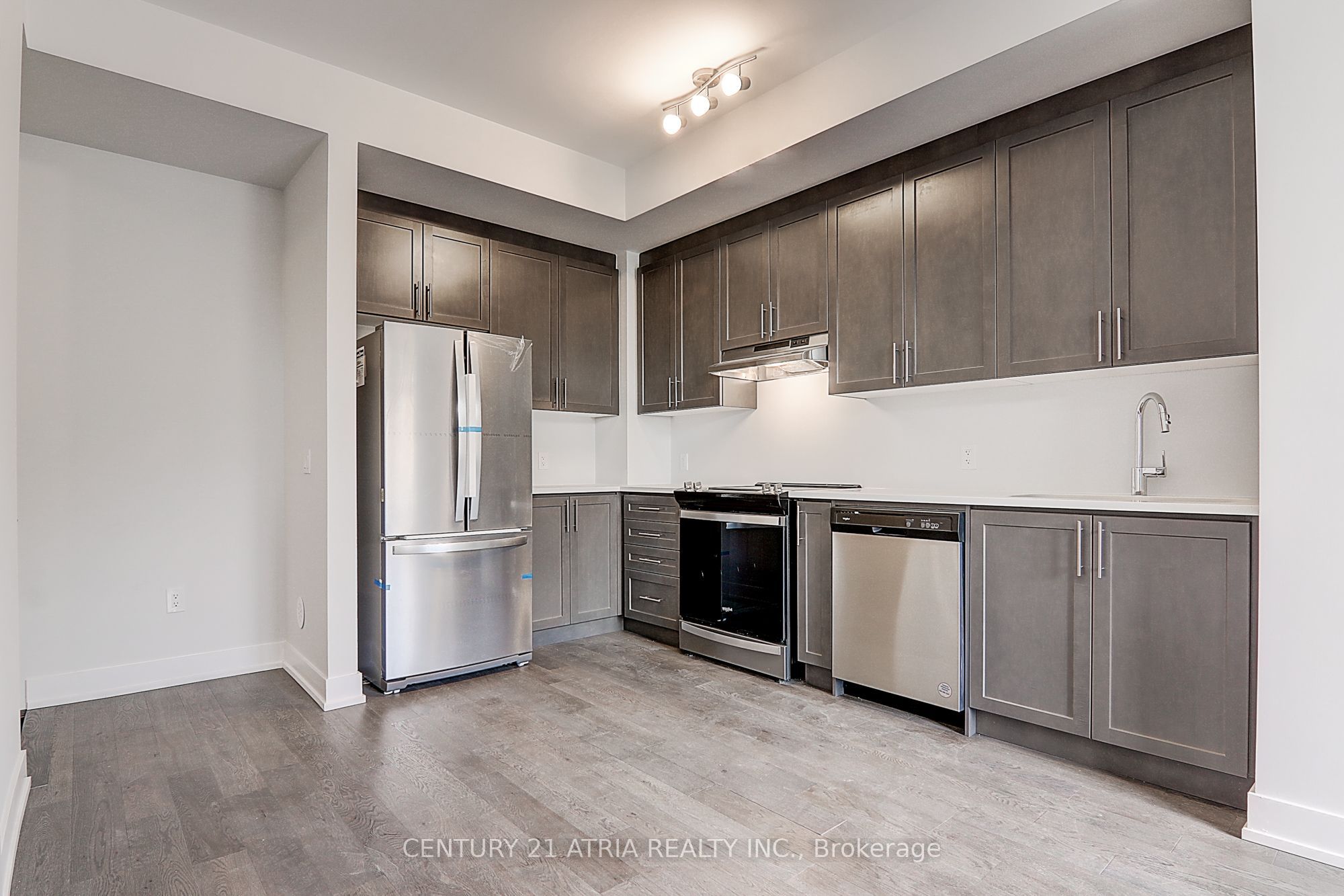 9580 Islington Avenue L-140, Vaughan, ON L4H 5E8 photo 4