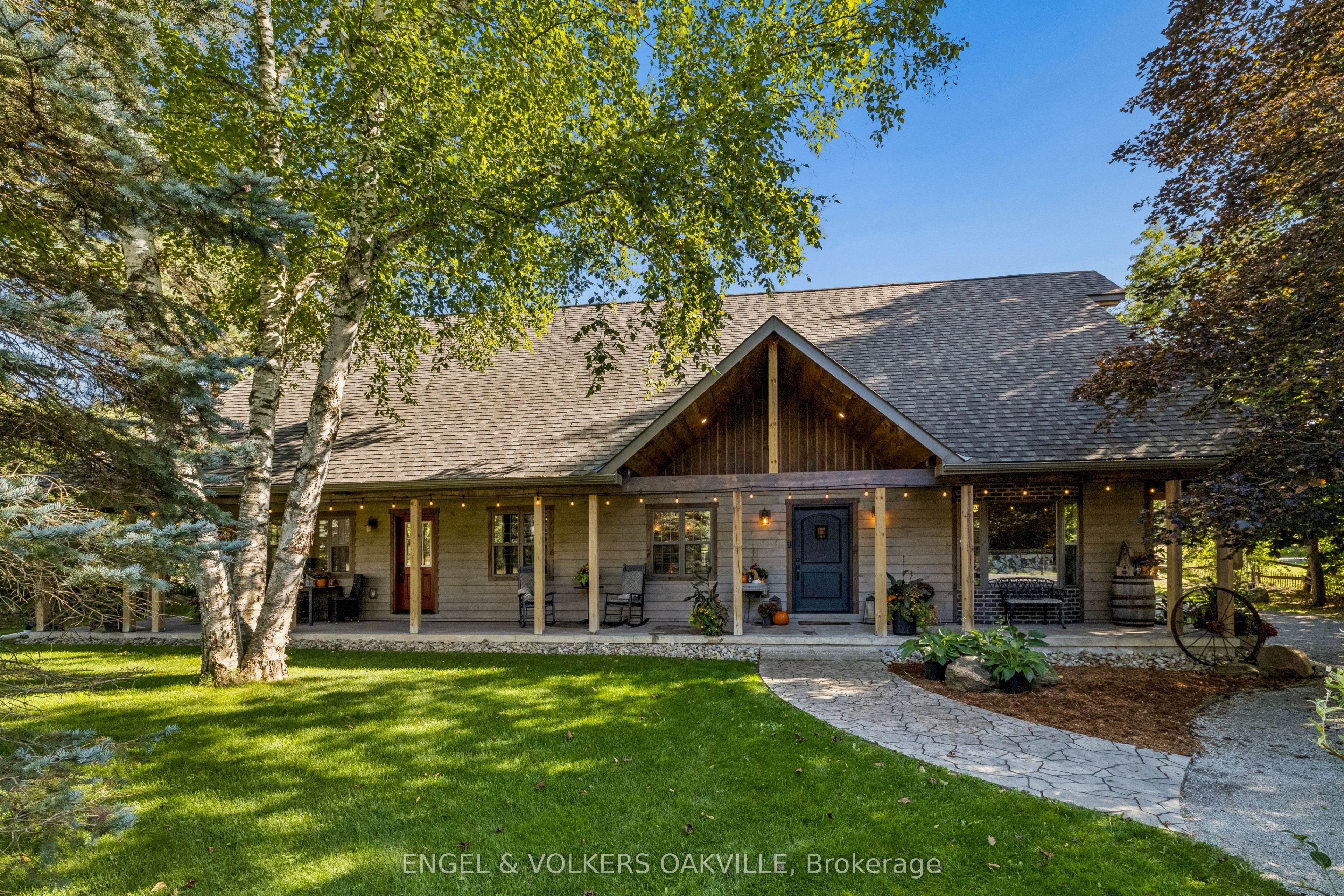 4143 Vivian Road, Whitchurch-Stouffville, ON L4A 2A7 photo 2