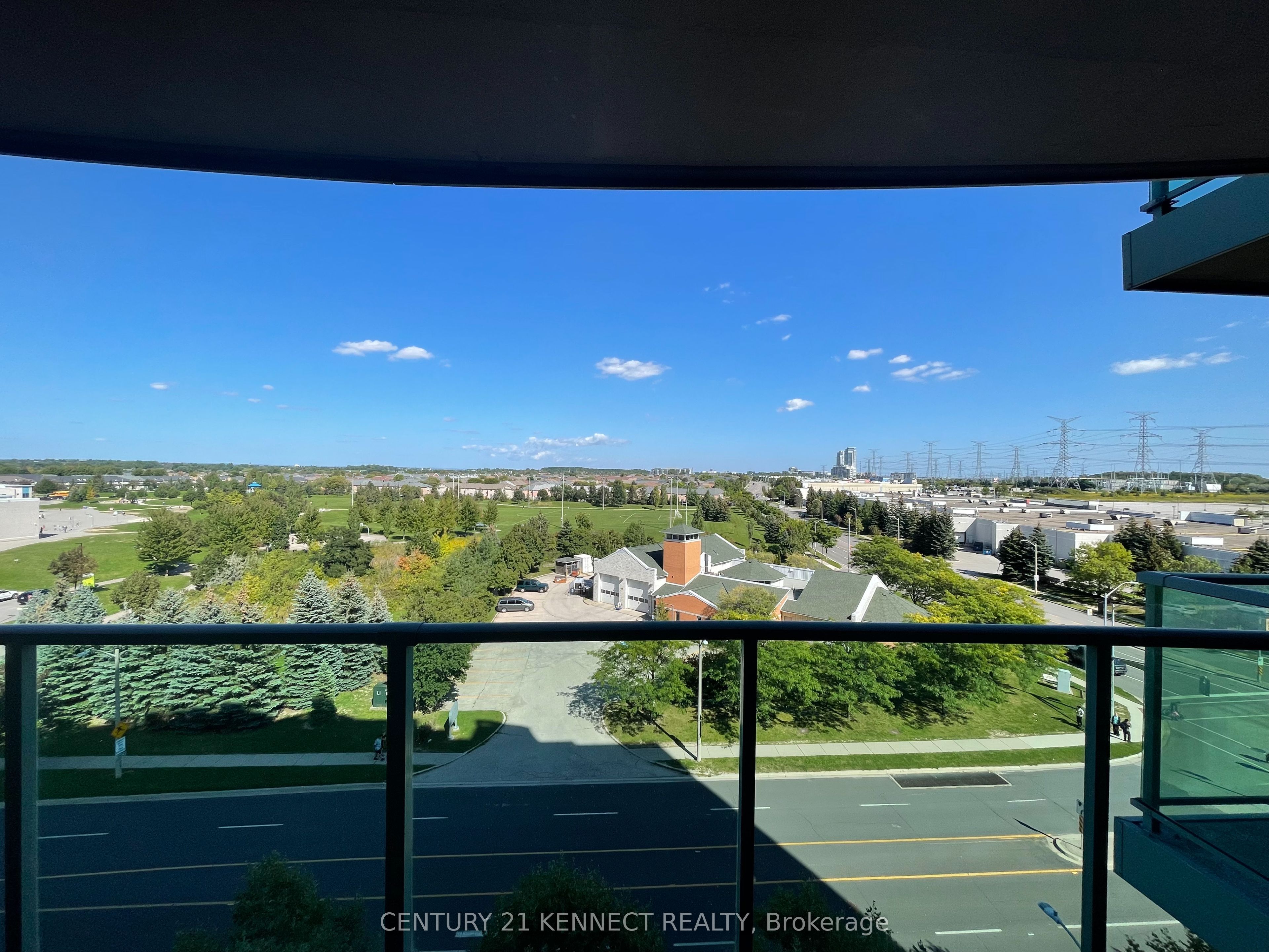 11 Oneida Crescent 707, Richmond Hill, ON L4B 0A1 photo 4